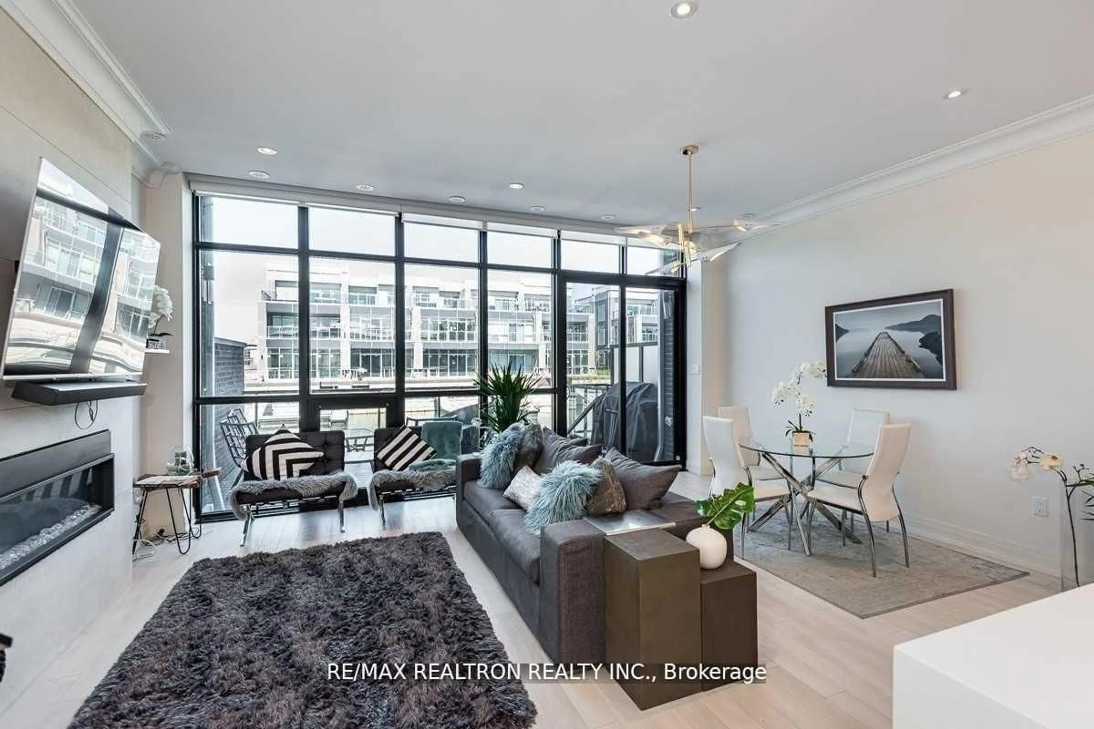 Living room with furniture, unknown for 3647 Riva Ave, Innisfil Ontario L9S 3M3