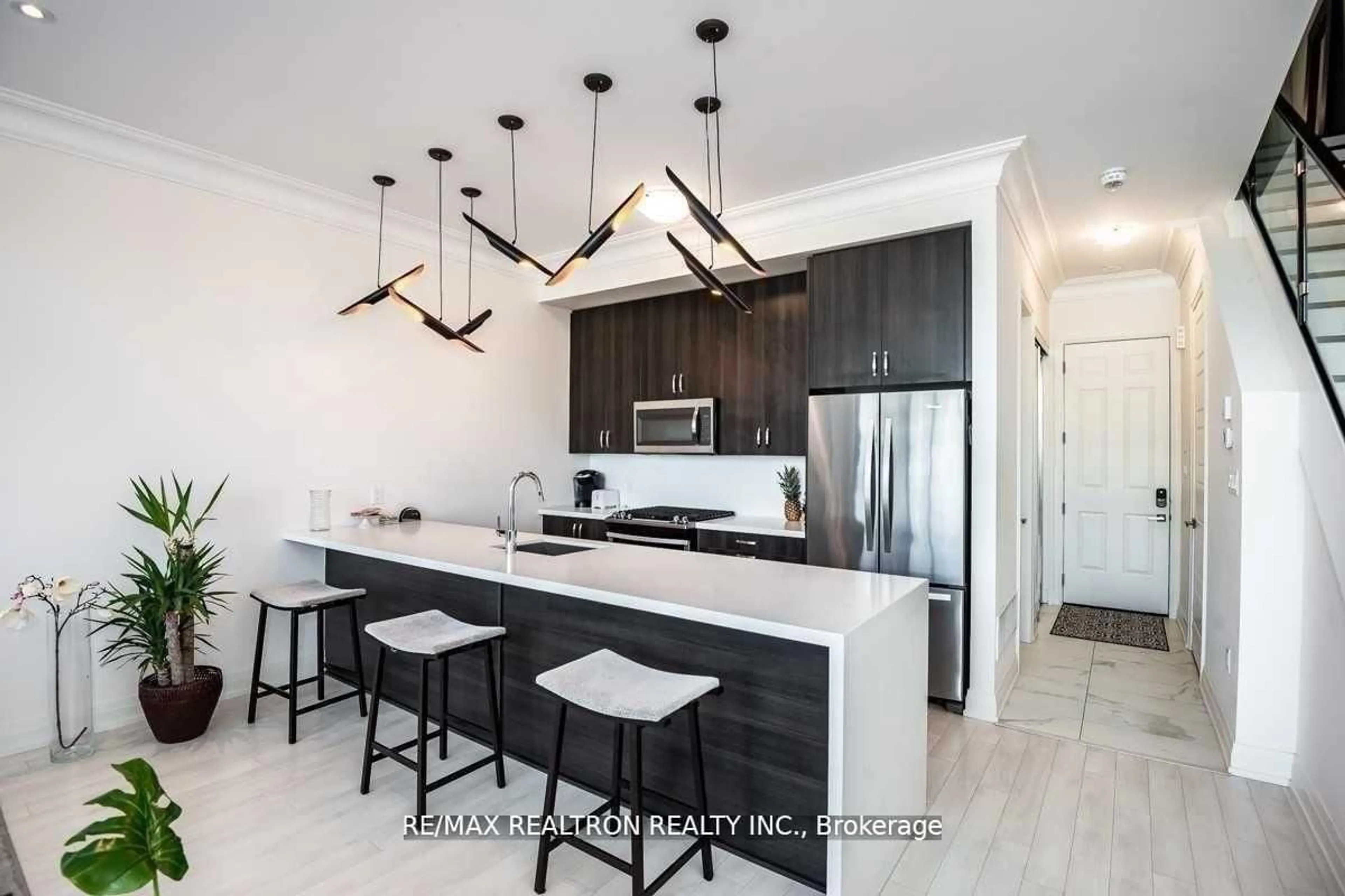 Open concept kitchen, unknown for 3647 Riva Ave, Innisfil Ontario L9S 3M3