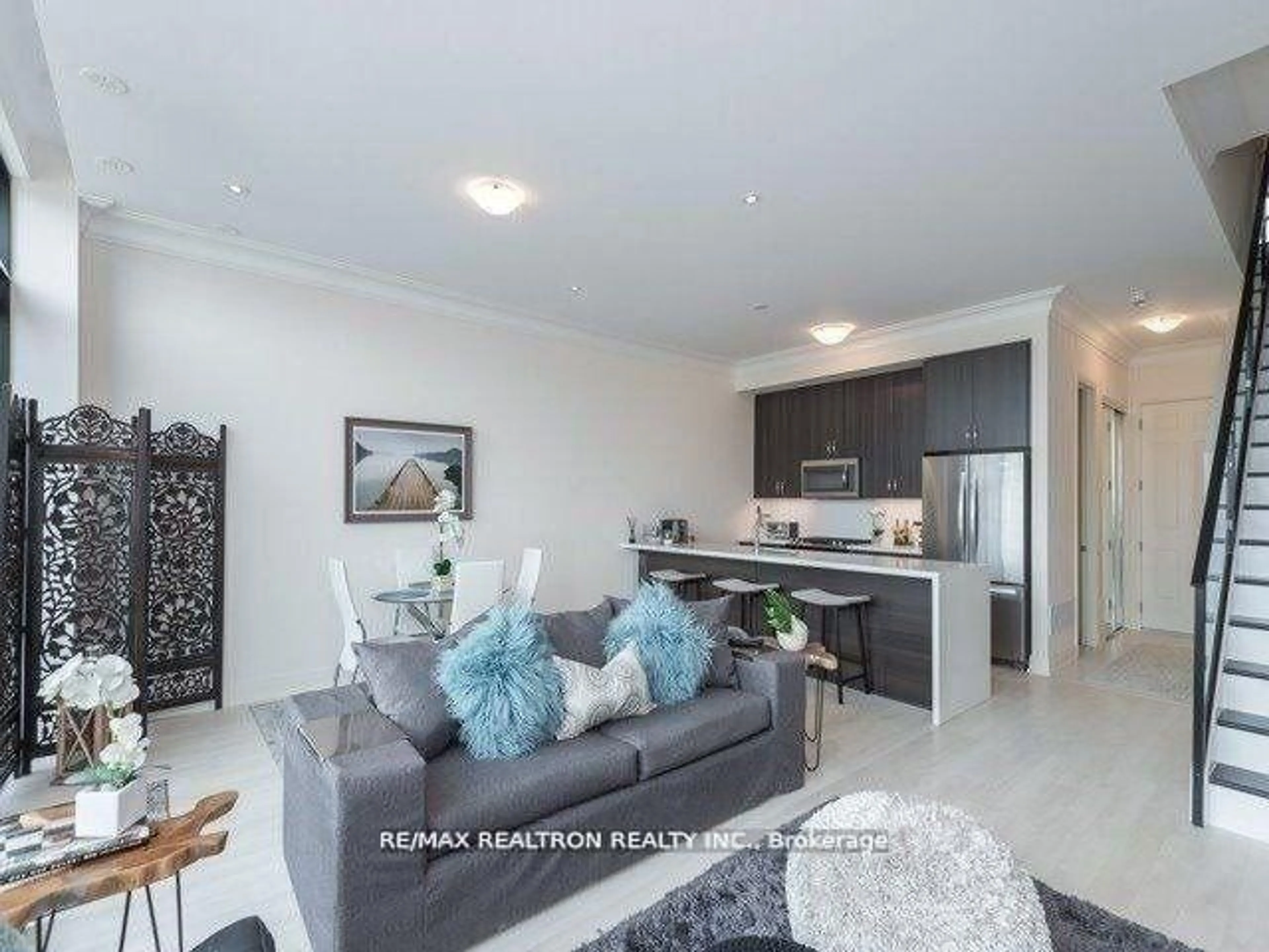 Living room with furniture, unknown for 3647 Riva Ave, Innisfil Ontario L9S 3M3