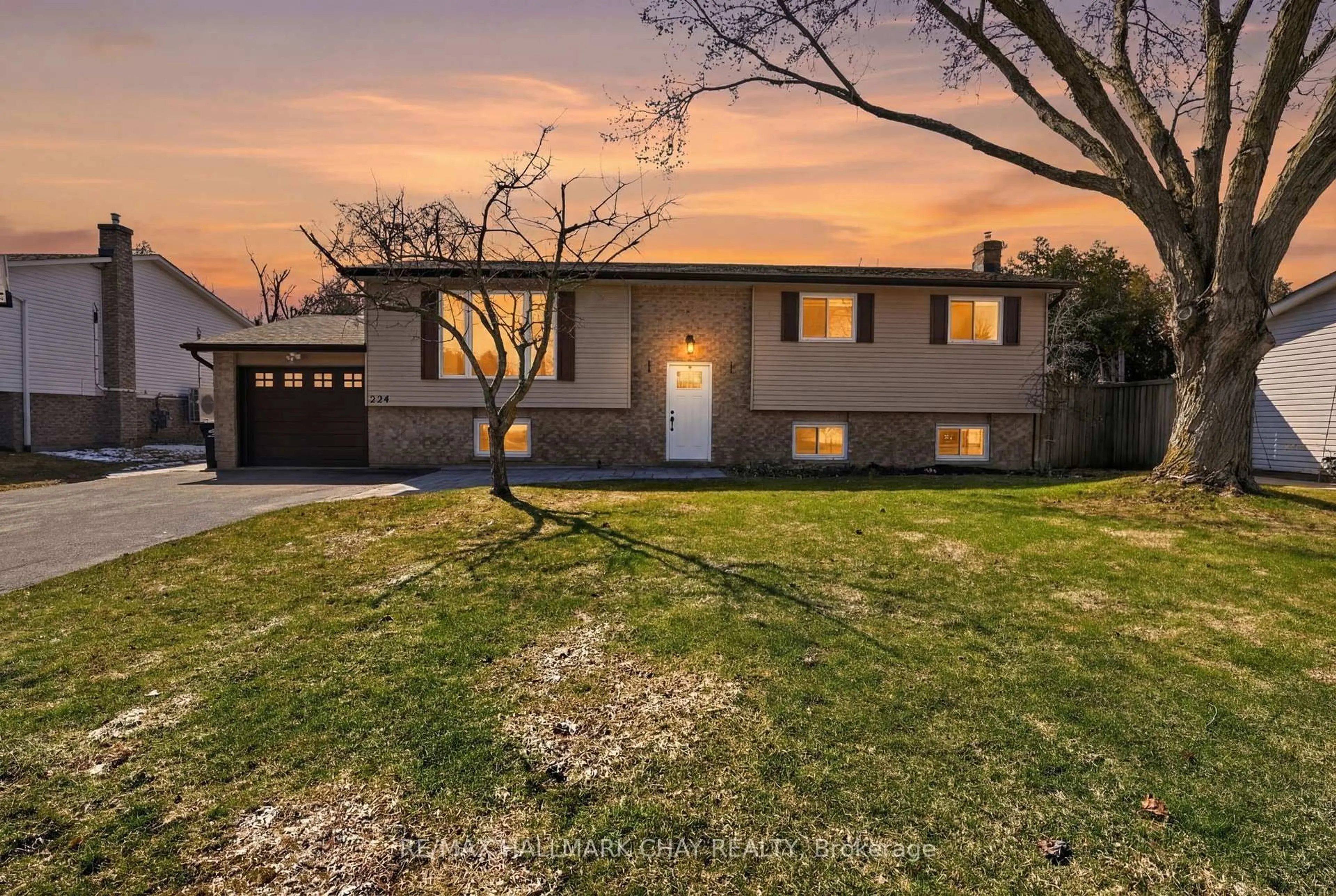 Unknown for 224 Thornton Ave, Essa Ontario L0L 2N0