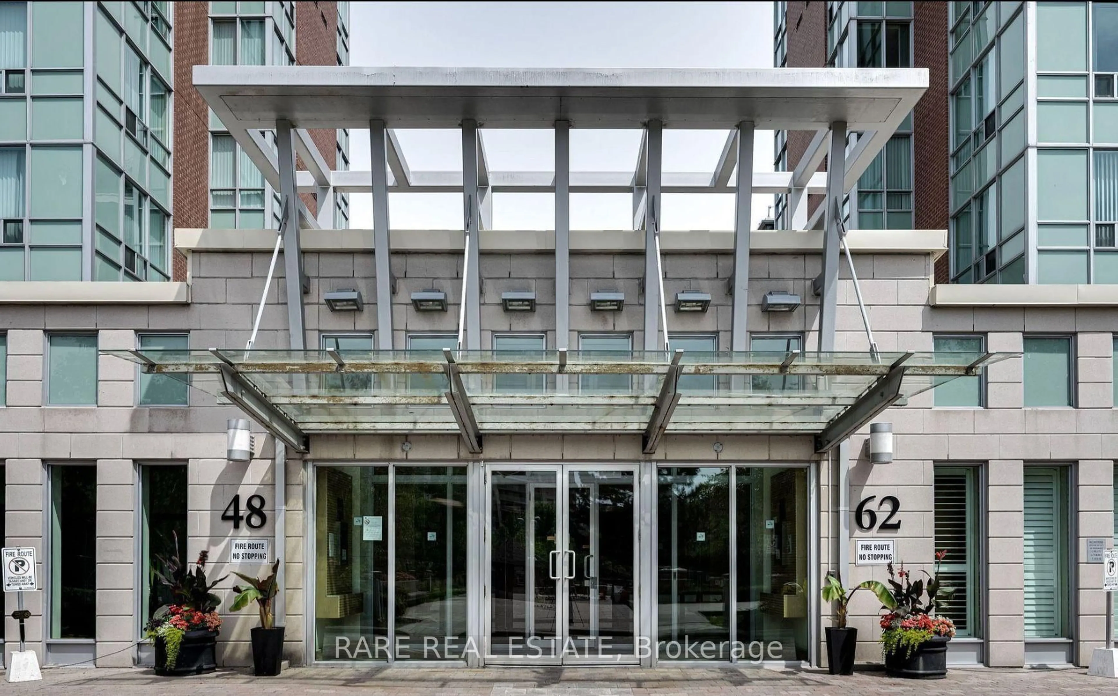 Indoor foyer for 62 Suncrest Blvd #1015, Markham Ontario L3T 7Y6