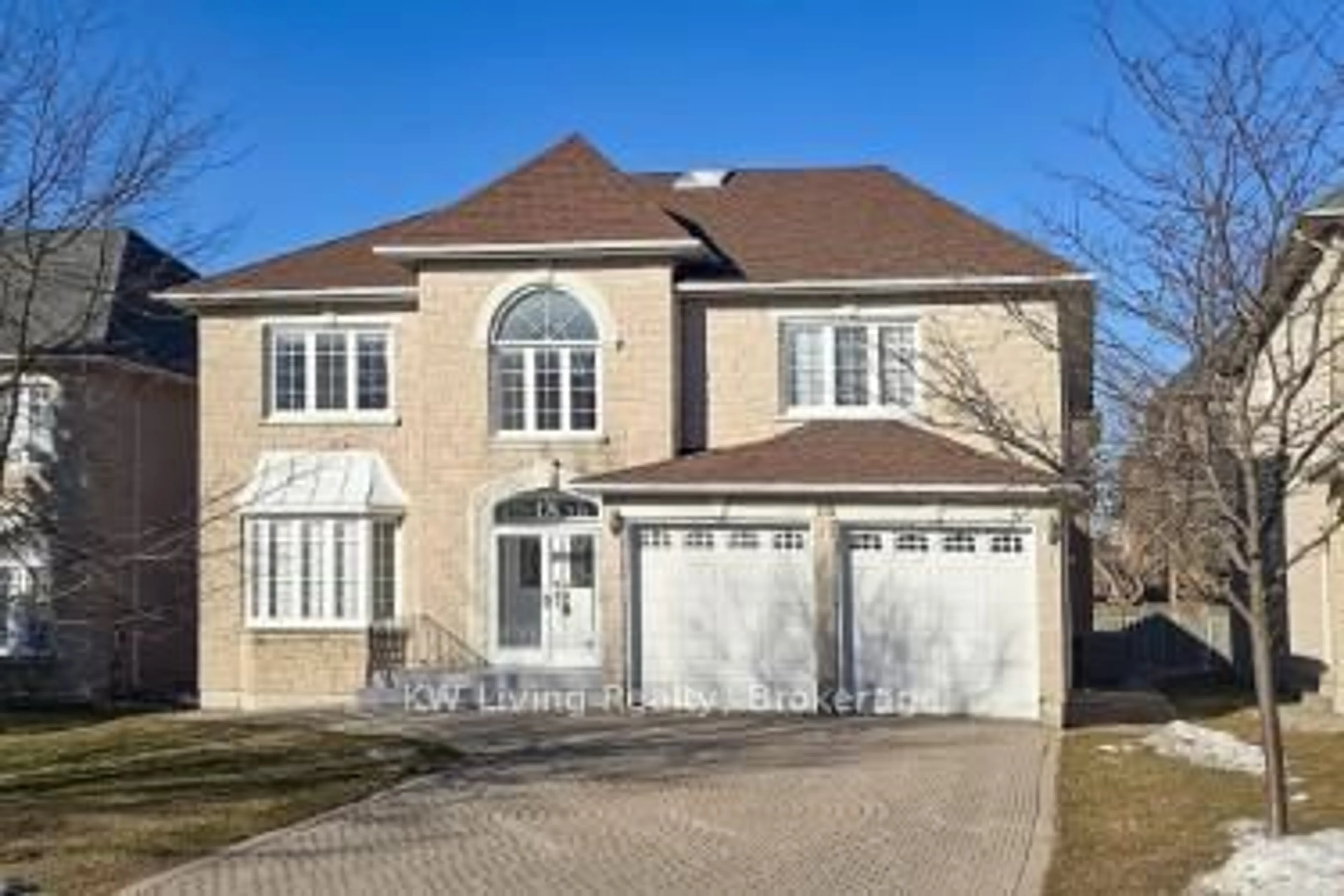 Home with brick exterior material, street for 18 Hillsborough Crt, Richmond Hill Ontario L4B 3X3