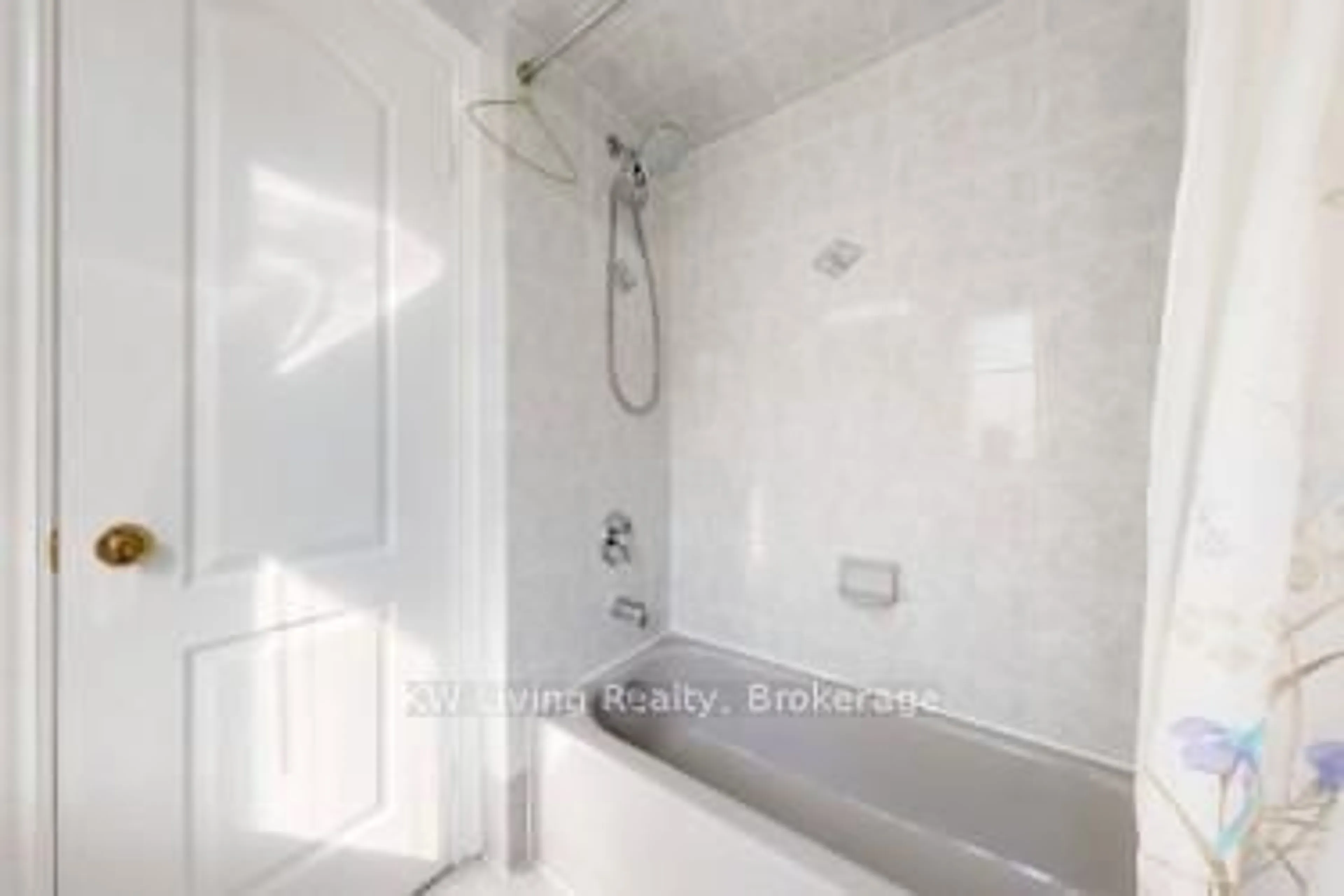 Unknown for 18 Hillsborough Crt, Richmond Hill Ontario L4B 3X3