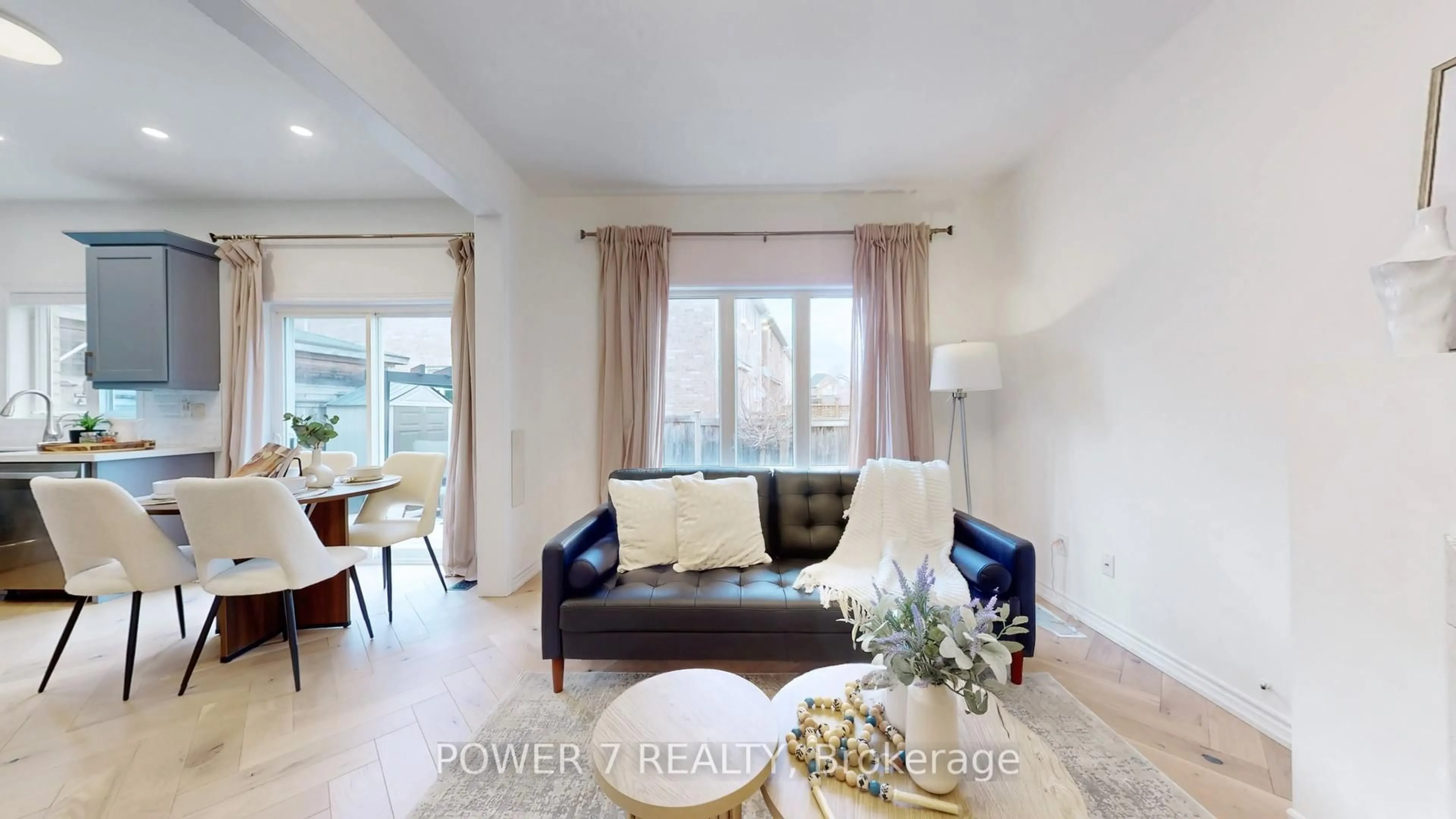 Living room with furniture, wood/laminate floor for 45 Lost Pond Cres, Whitchurch-Stouffville Ontario L4A 0R4