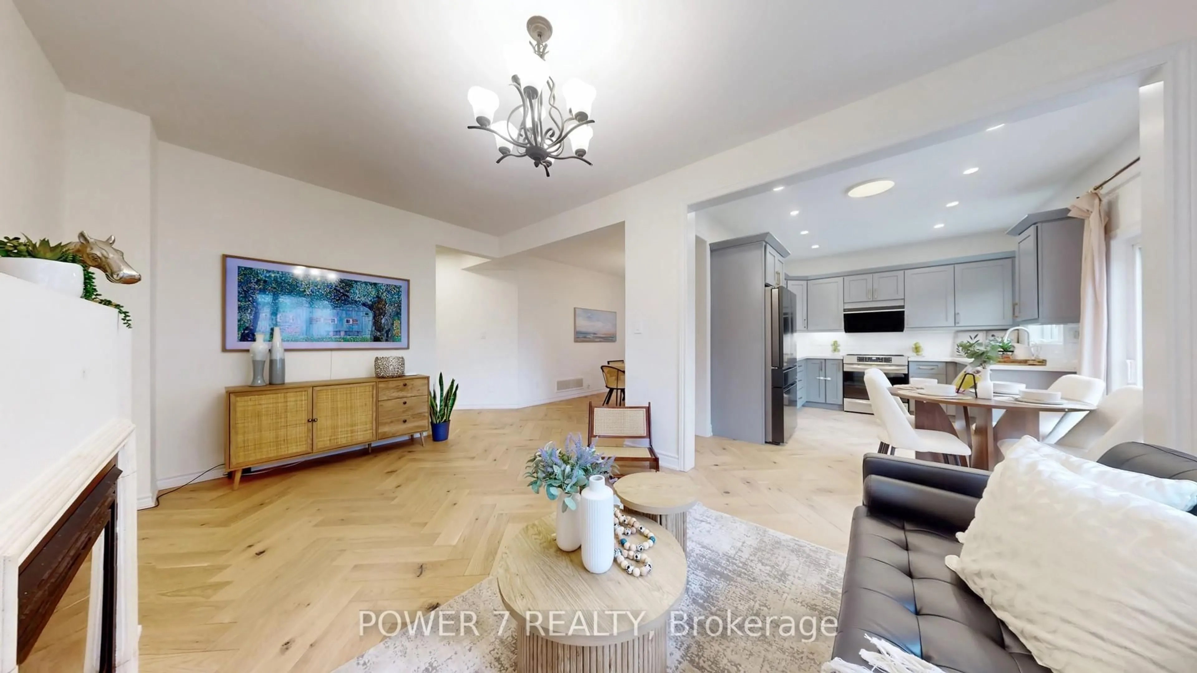 Living room with furniture, unknown for 45 Lost Pond Cres, Whitchurch-Stouffville Ontario L4A 0R4