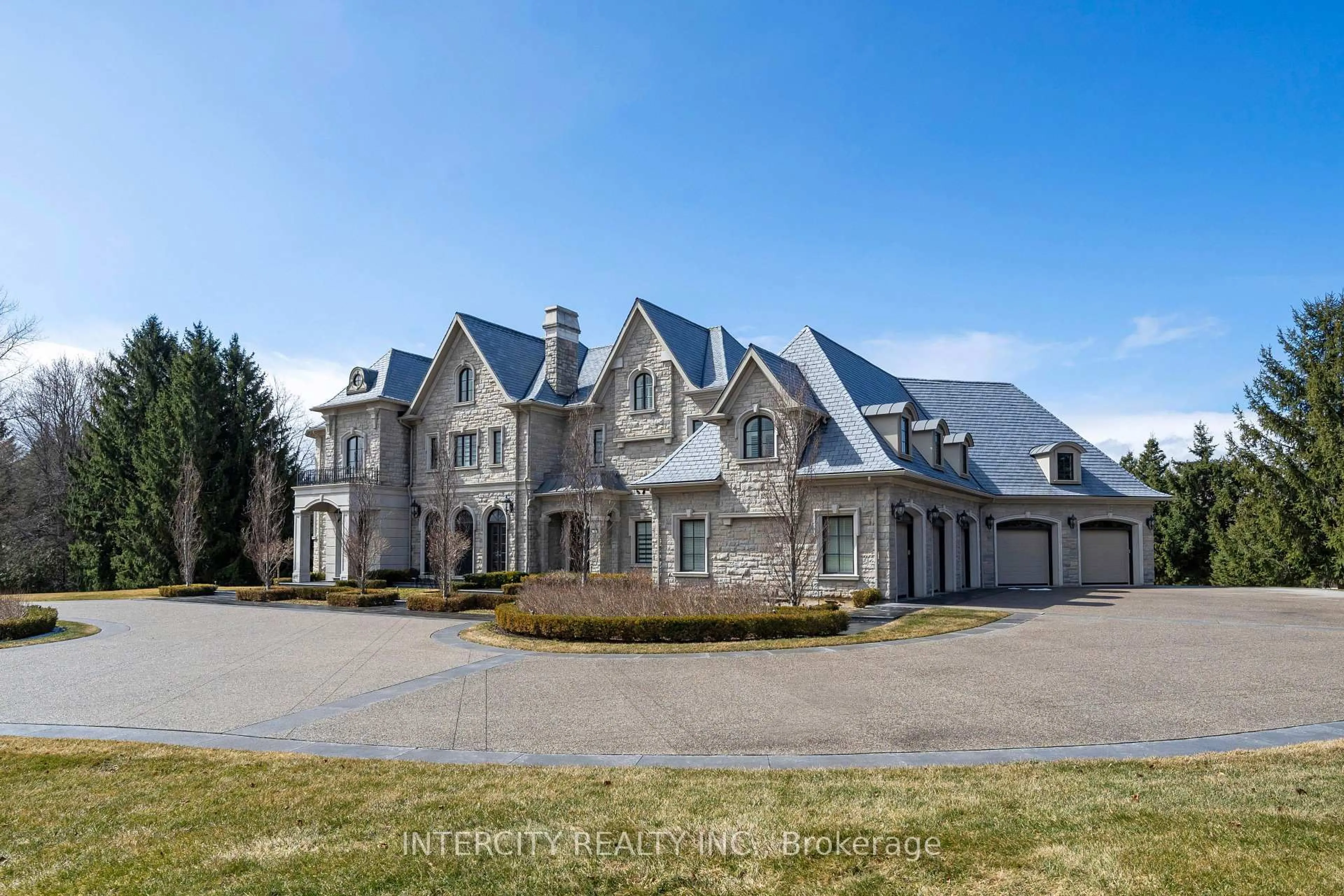 Unknown for 20 Orico Crt, Vaughan Ontario L0J 1C0