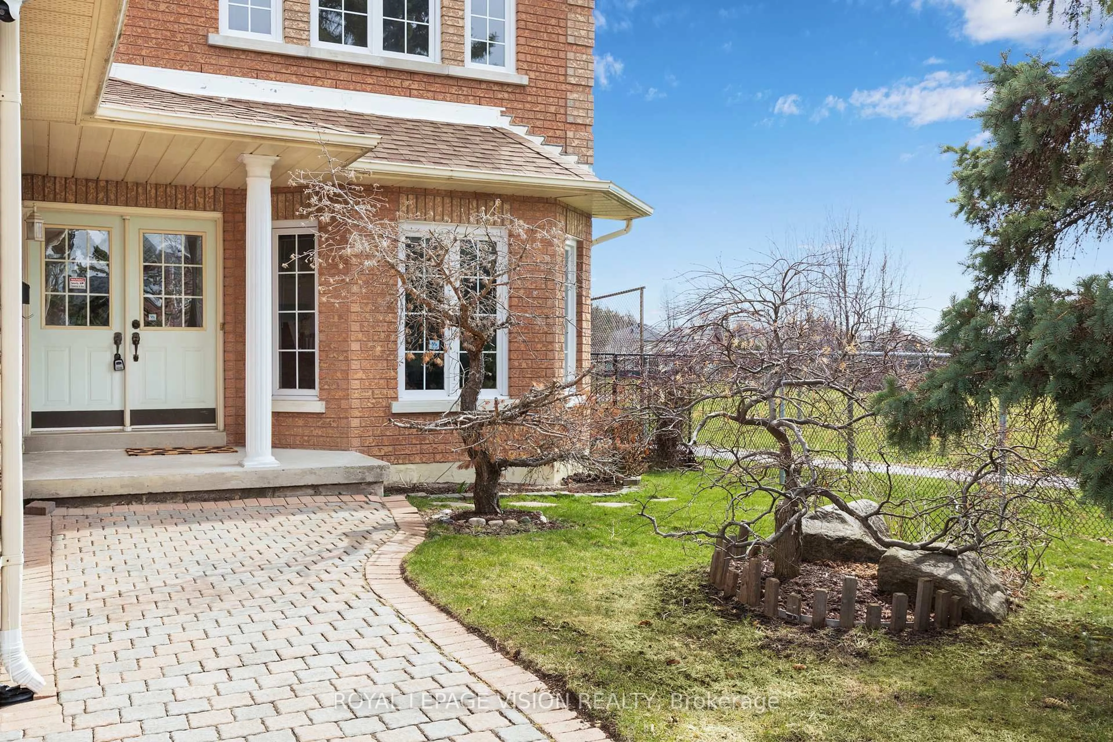 Home with brick exterior material, street for 173 Manhattan Dr, Markham Ontario L3P 7S1