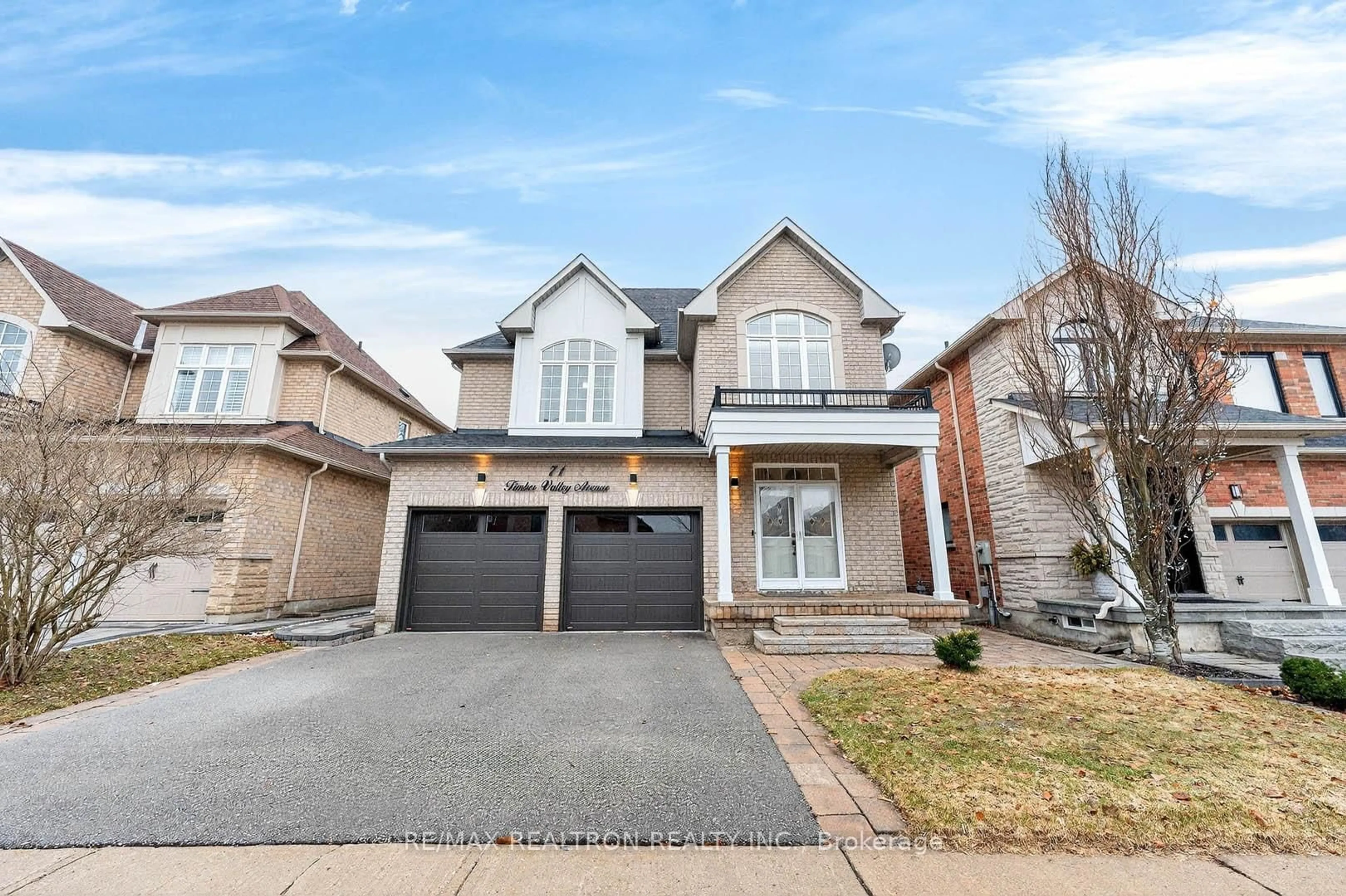 Home with brick exterior material, street for 71 Timber Valley Ave, Richmond Hill Ontario L4E 4Z8