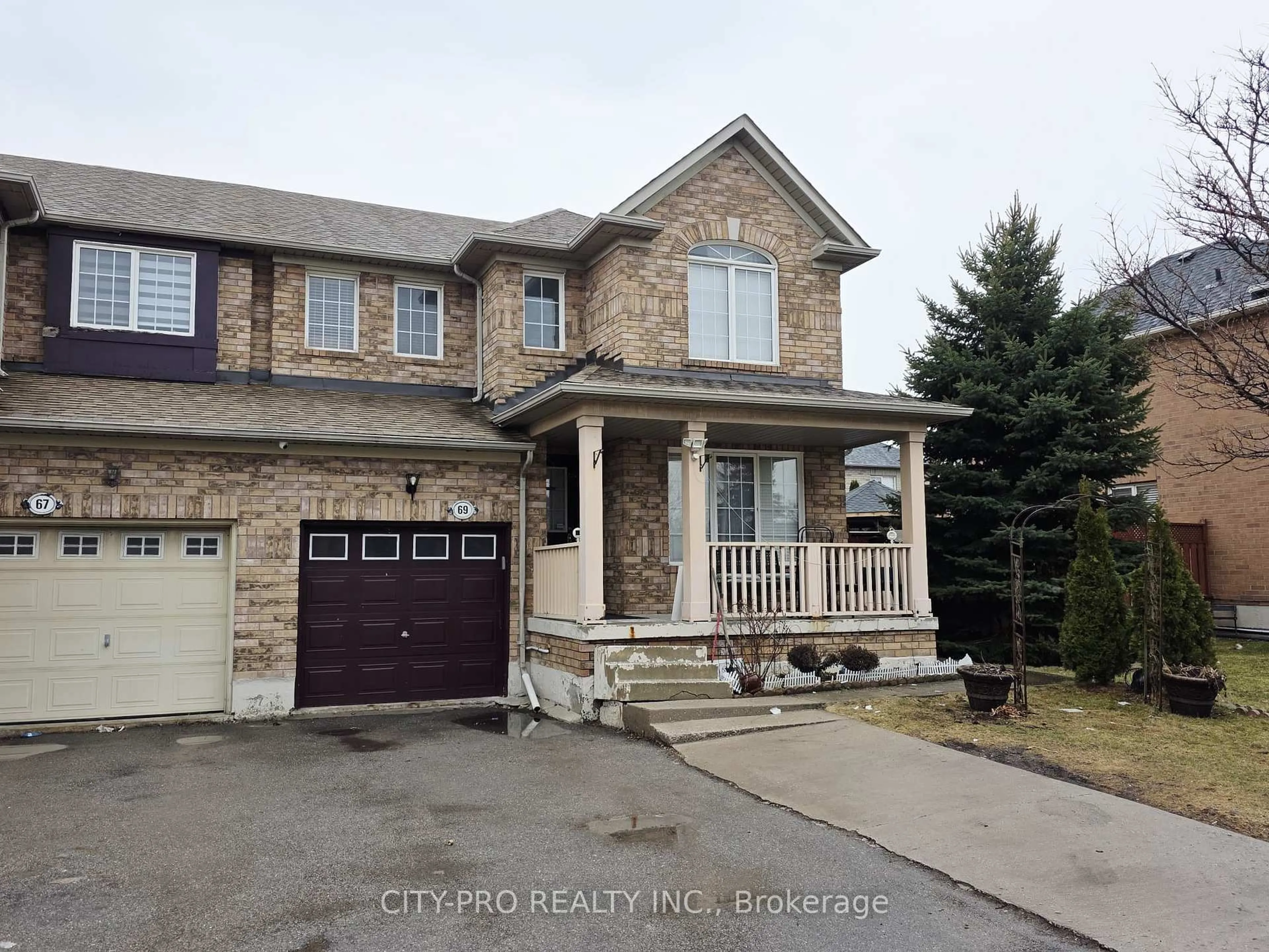 Home with brick exterior material, street for 69 Mainland Cres, Vaughan Ontario L6A 3G4