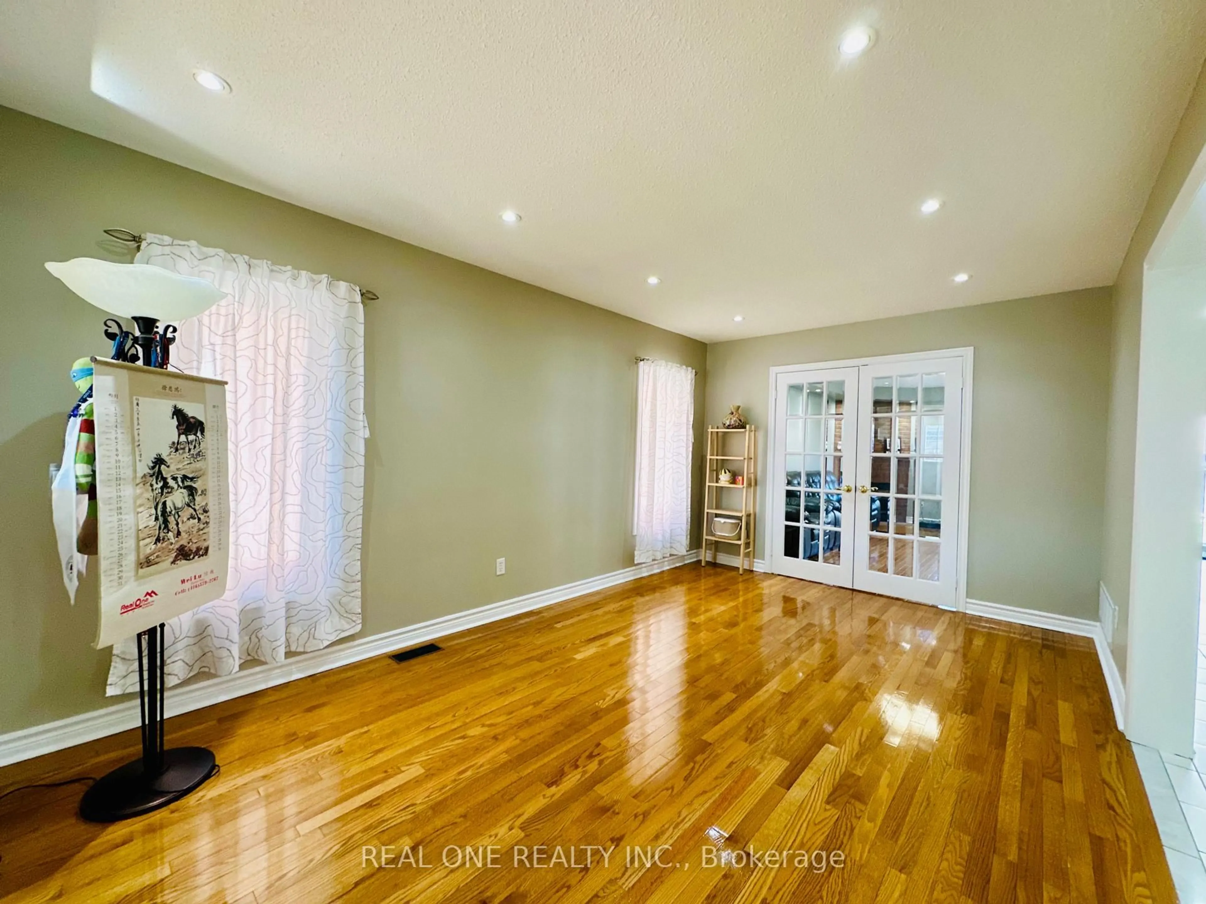 A pic of a room for 81 Bilbermar Dr, Richmond Hill Ontario L4S 1B9