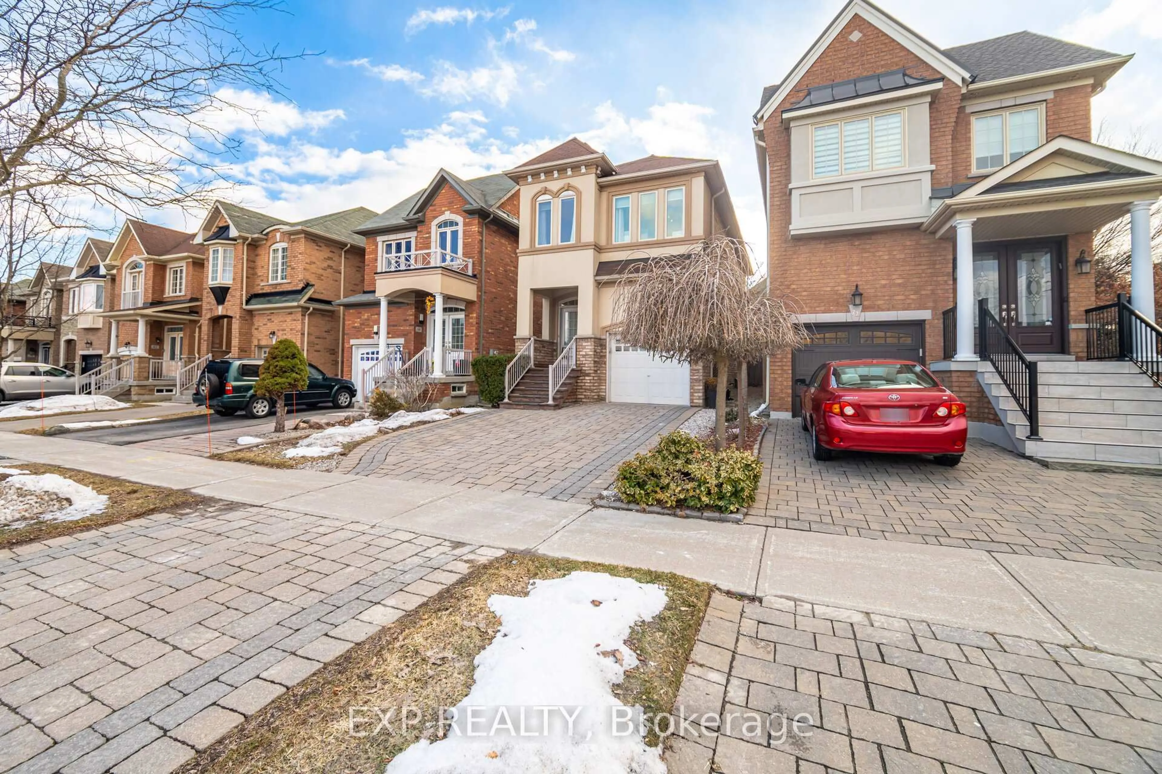Home with brick exterior material, street for 70 Torah Gate, Vaughan Ontario L6A 0H3