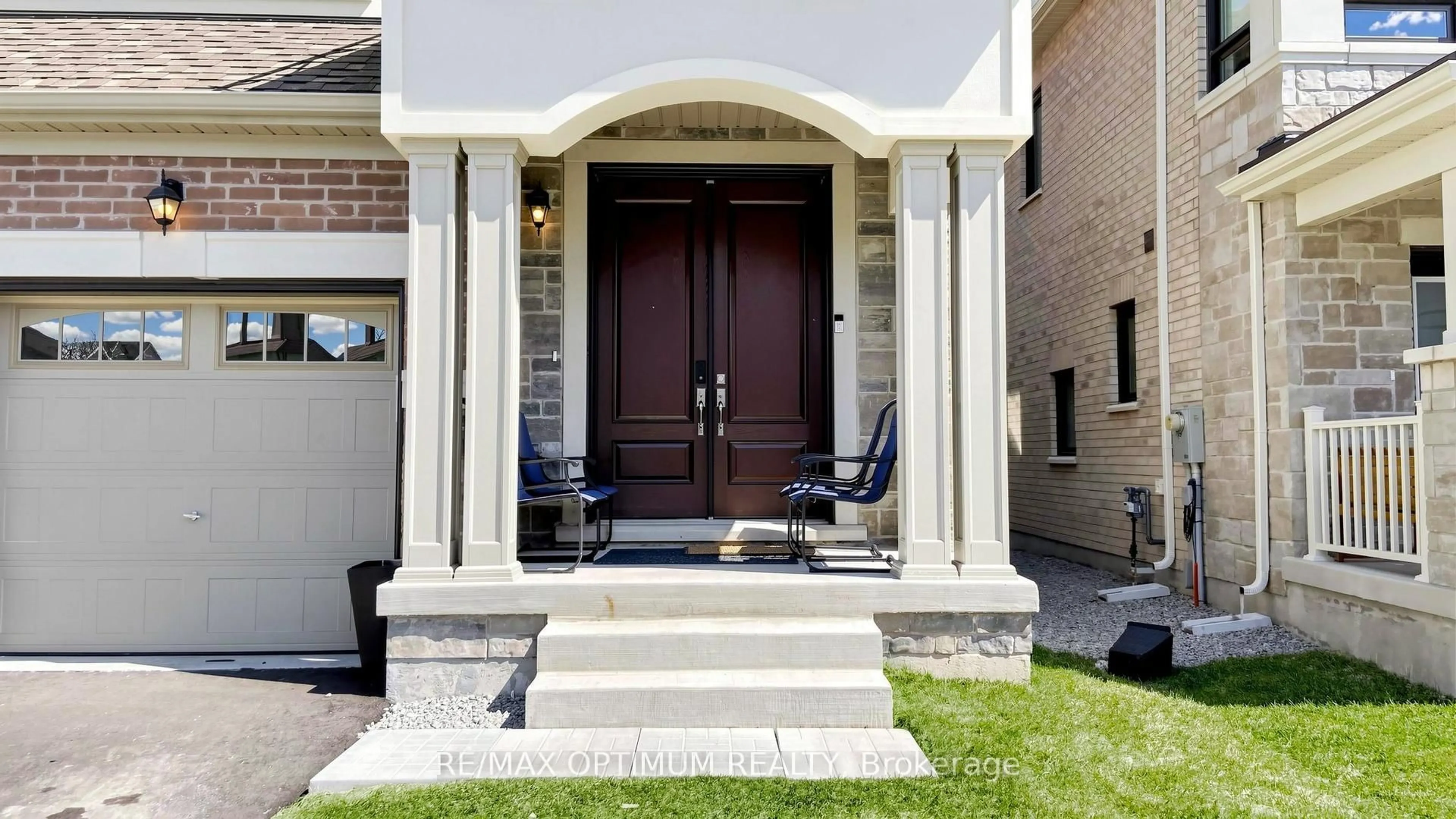 Indoor entryway for 80 Culbert Rd, Bradford West Gwillimbury Ontario L3Z 4P4