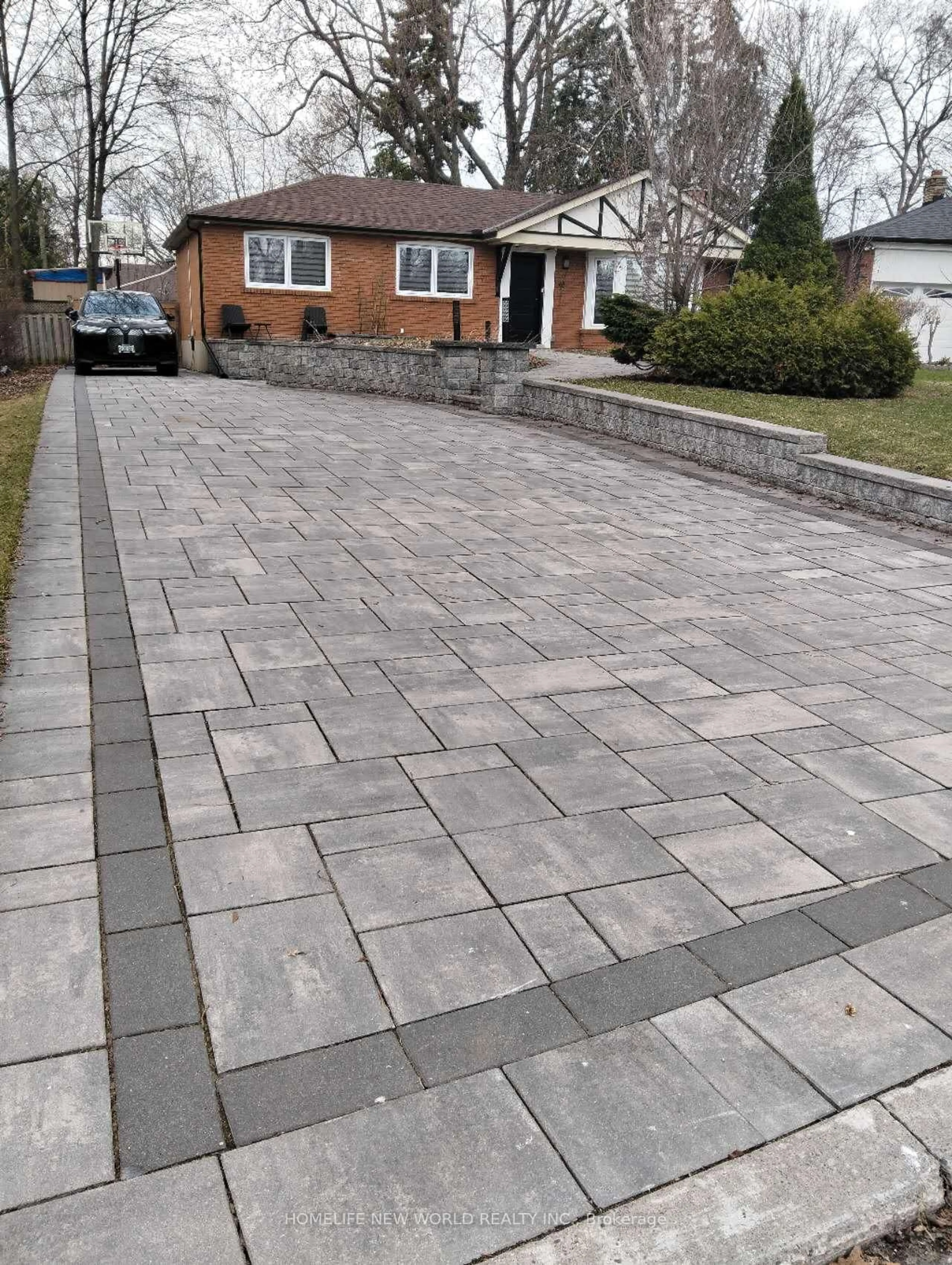Patio, street for 48 Lincoln Green Dr, Markham Ontario L3P 1R7