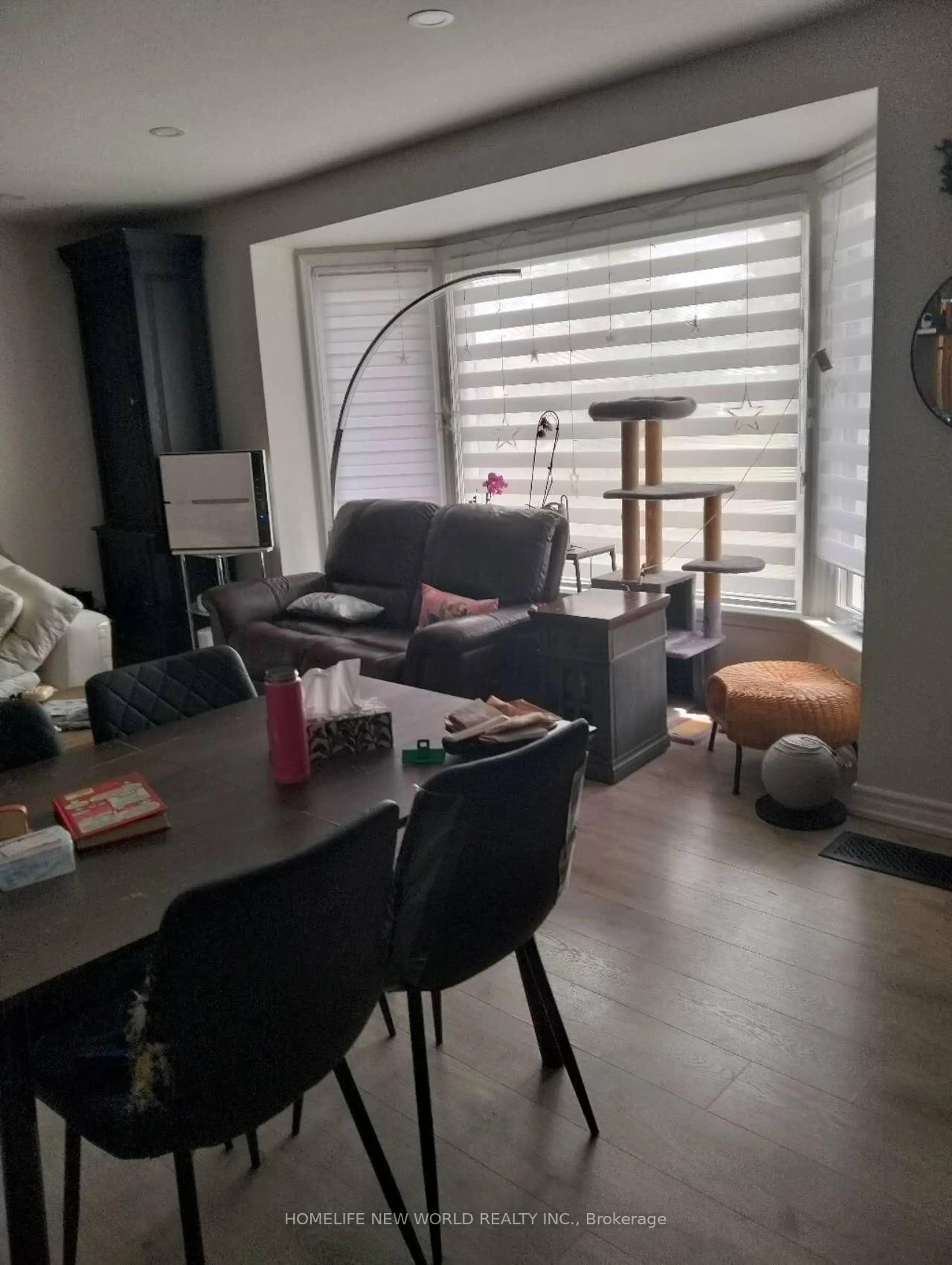 A pic of a room for 48 Lincoln Green Dr, Markham Ontario L3P 1R7