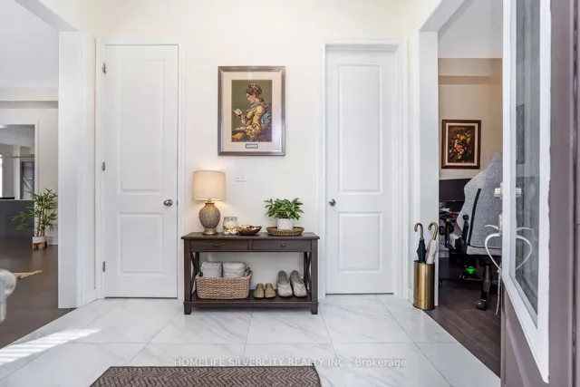 31 Canard Dr, Vaughan 4
