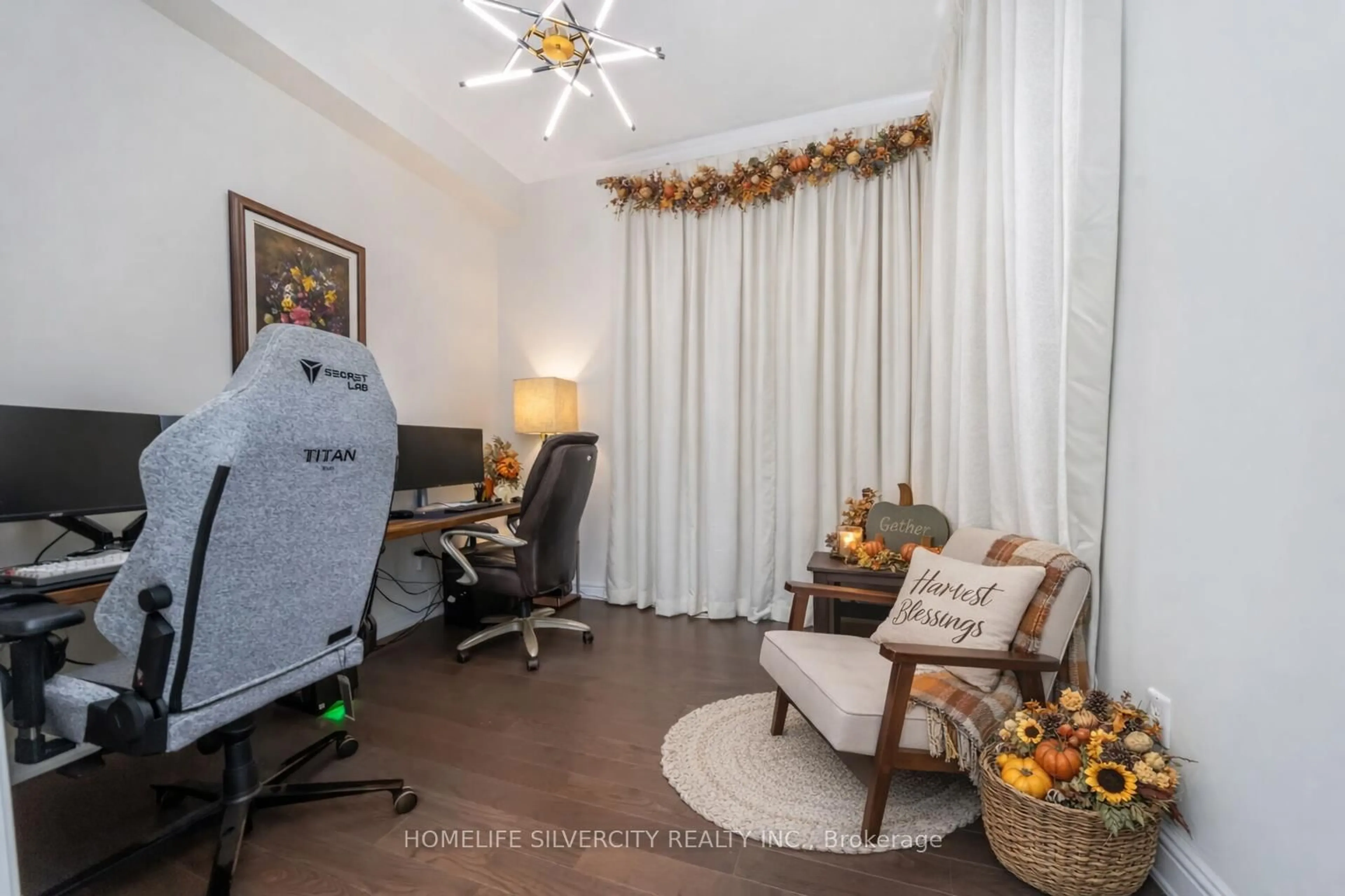 Unknown for 31 Canard Dr, Vaughan Ontario L4H 5C4