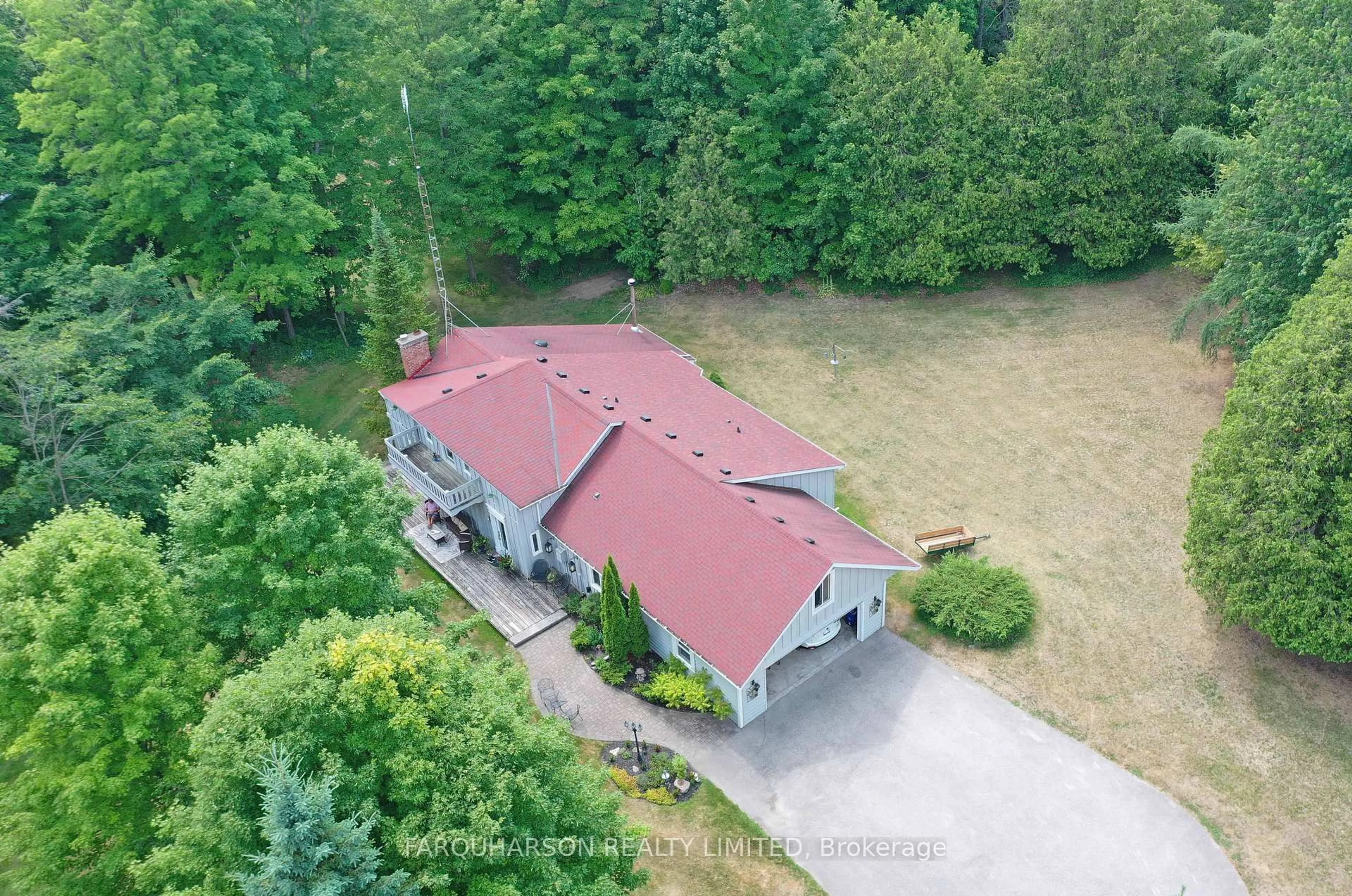 A pic from outside/outdoor area/front of a property/back of a property/a pic from drone, building for 15660 Kennedy Rd, Whitchurch-Stouffville Ontario L4A 2M8