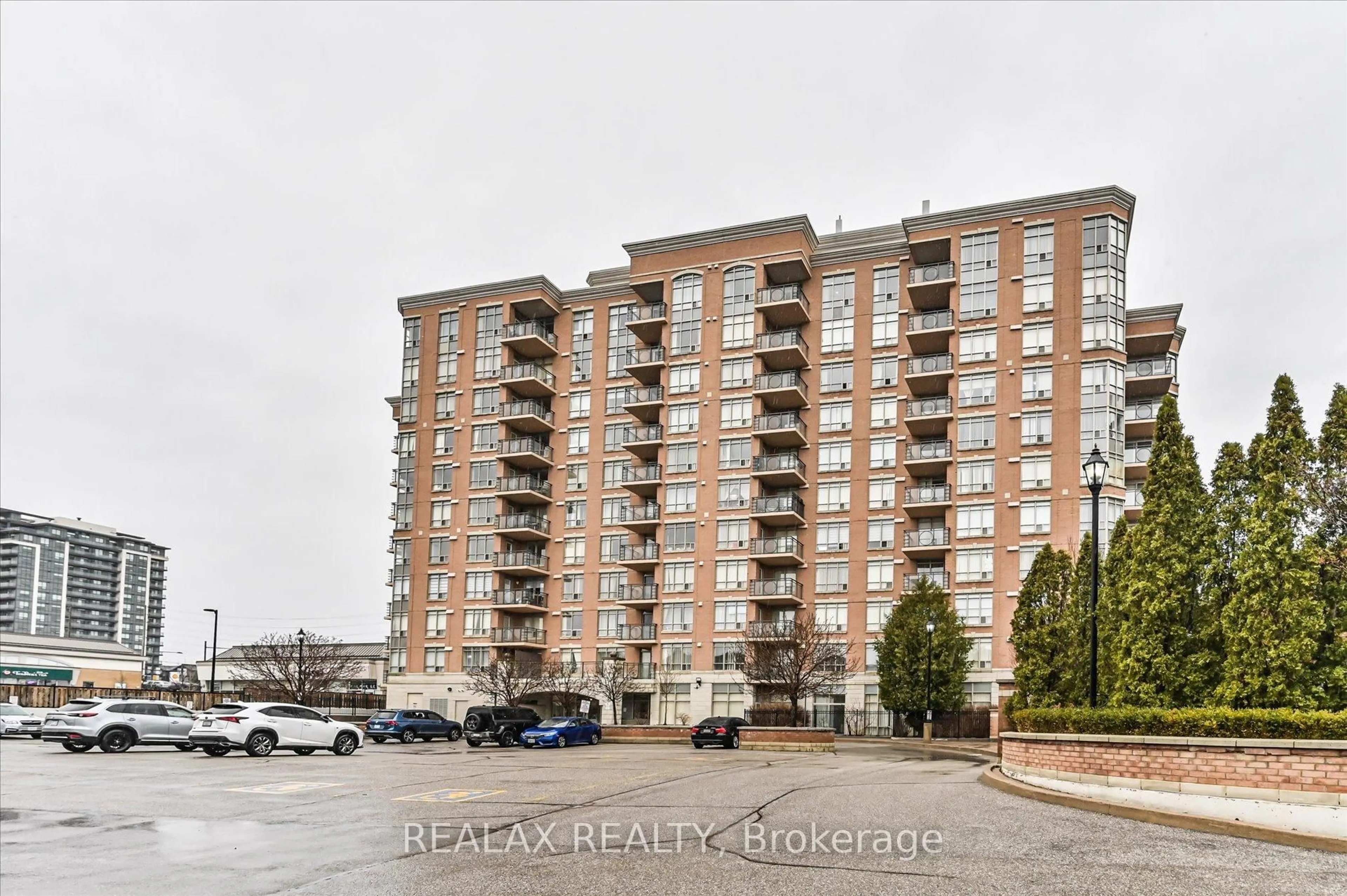 Unknown for 130 Pond Dr #302, Markham Ontario L3T 7W5