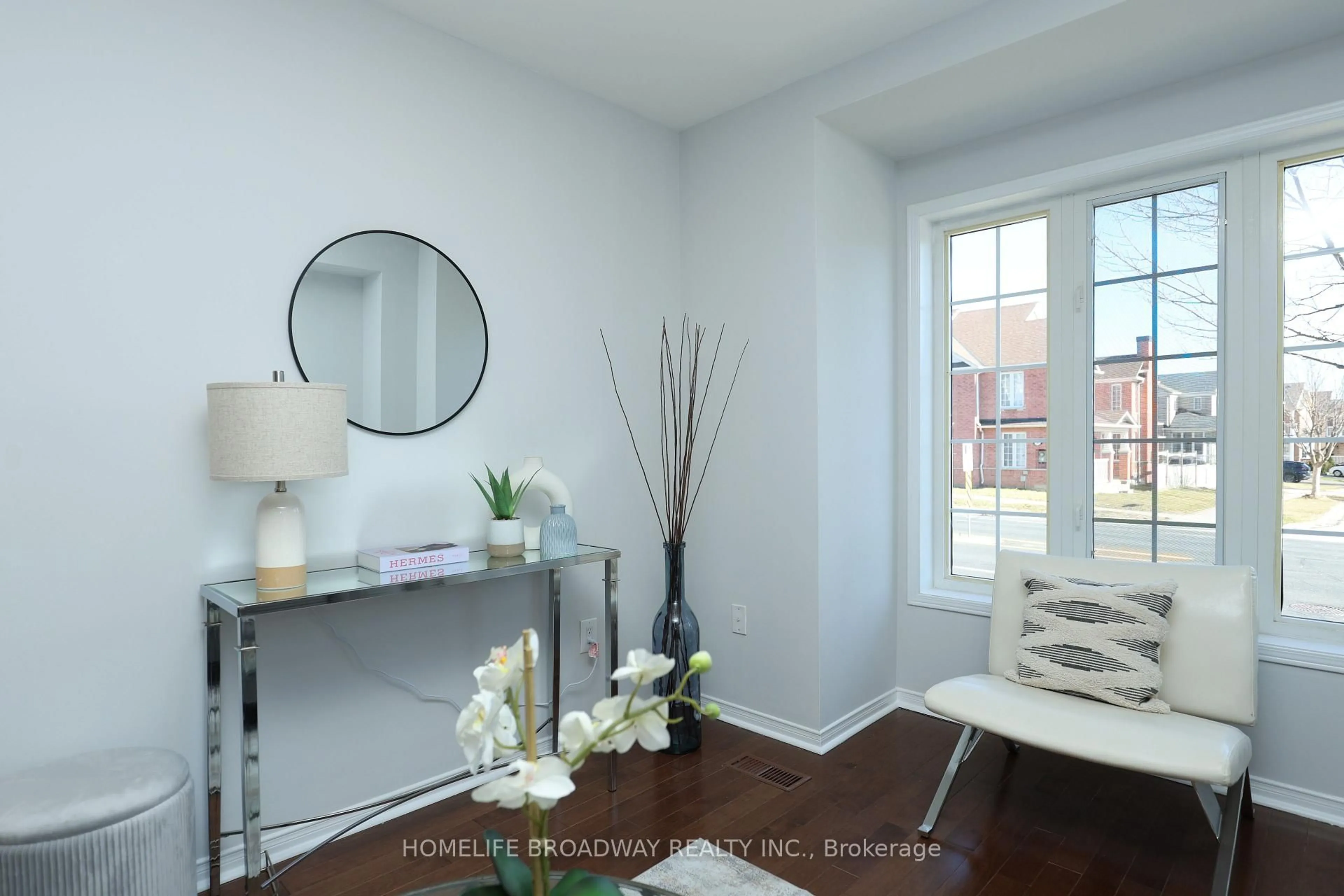 Indoor entryway for 378 Bur Oak Ave, Markham Ontario L6C 2T9