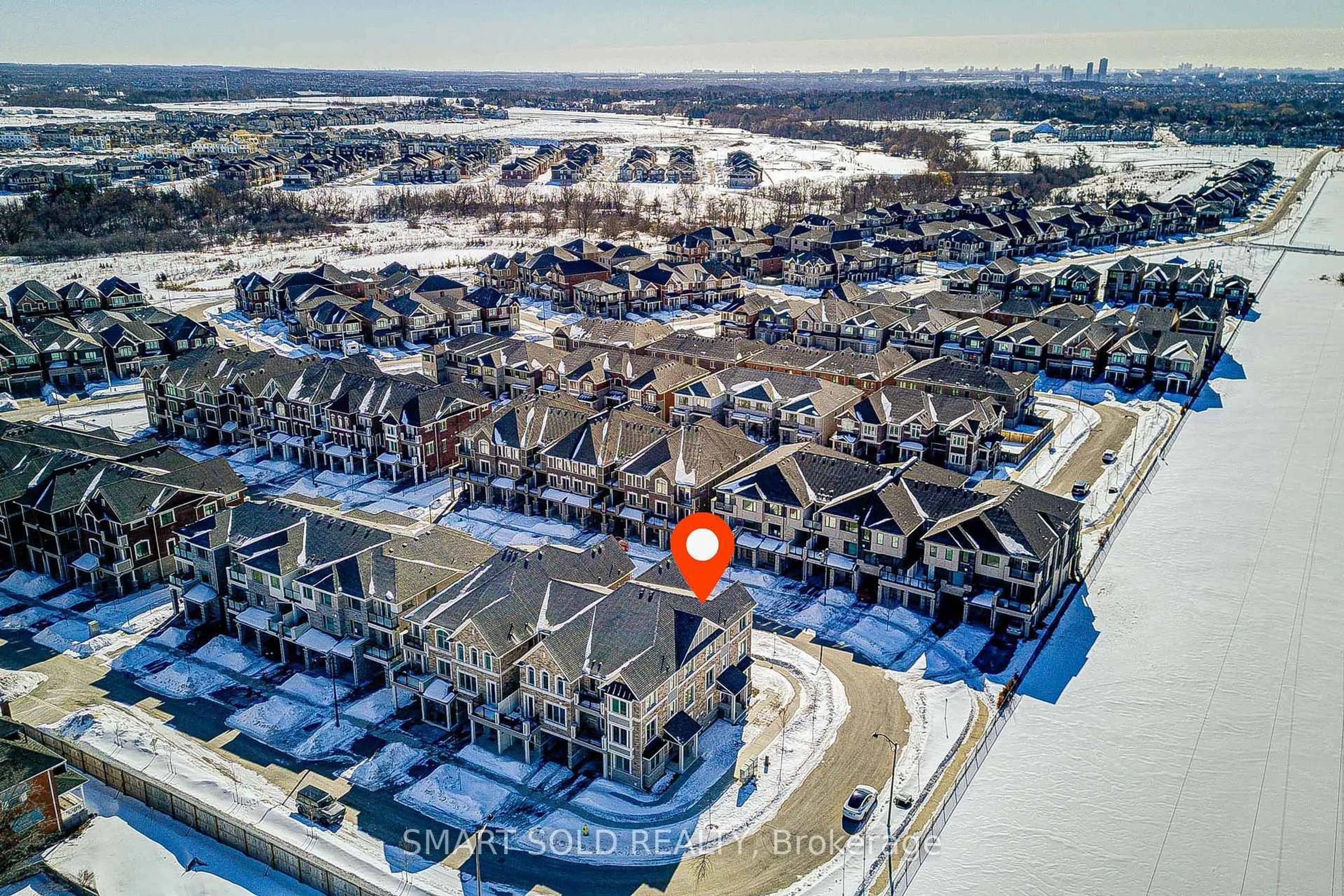 A pic from outside/outdoor area/front of a property/back of a property/a pic from drone, city buildings view from balcony for 58 Thomas Frisby Jr Cres, Markham Ontario L6C 1L2