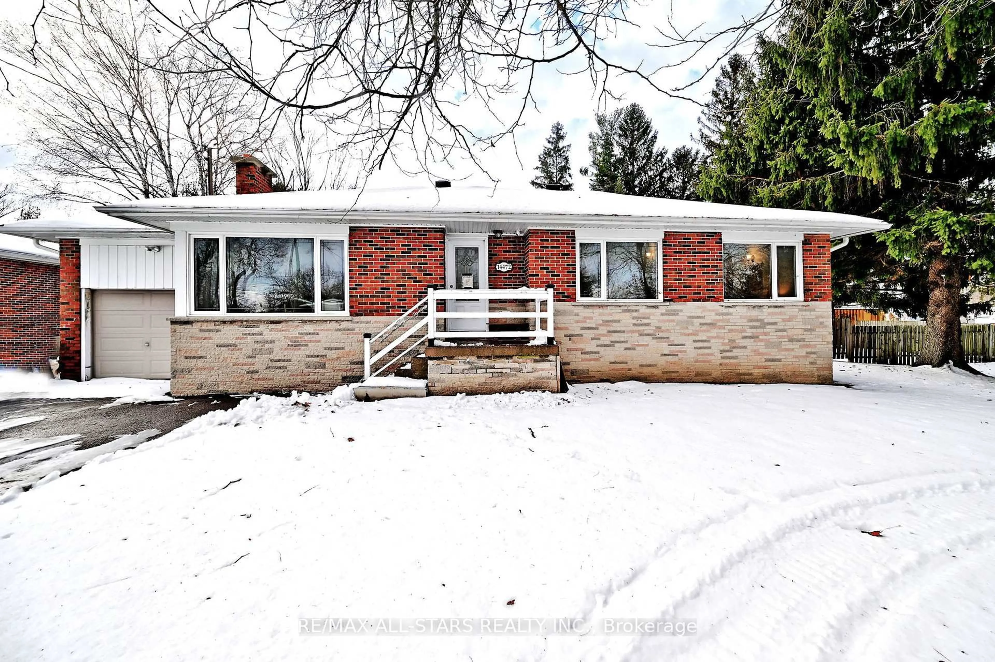 Home with brick exterior material, unknown for 14472 Highway 48, Whitchurch-Stouffville Ontario L4A 7X3