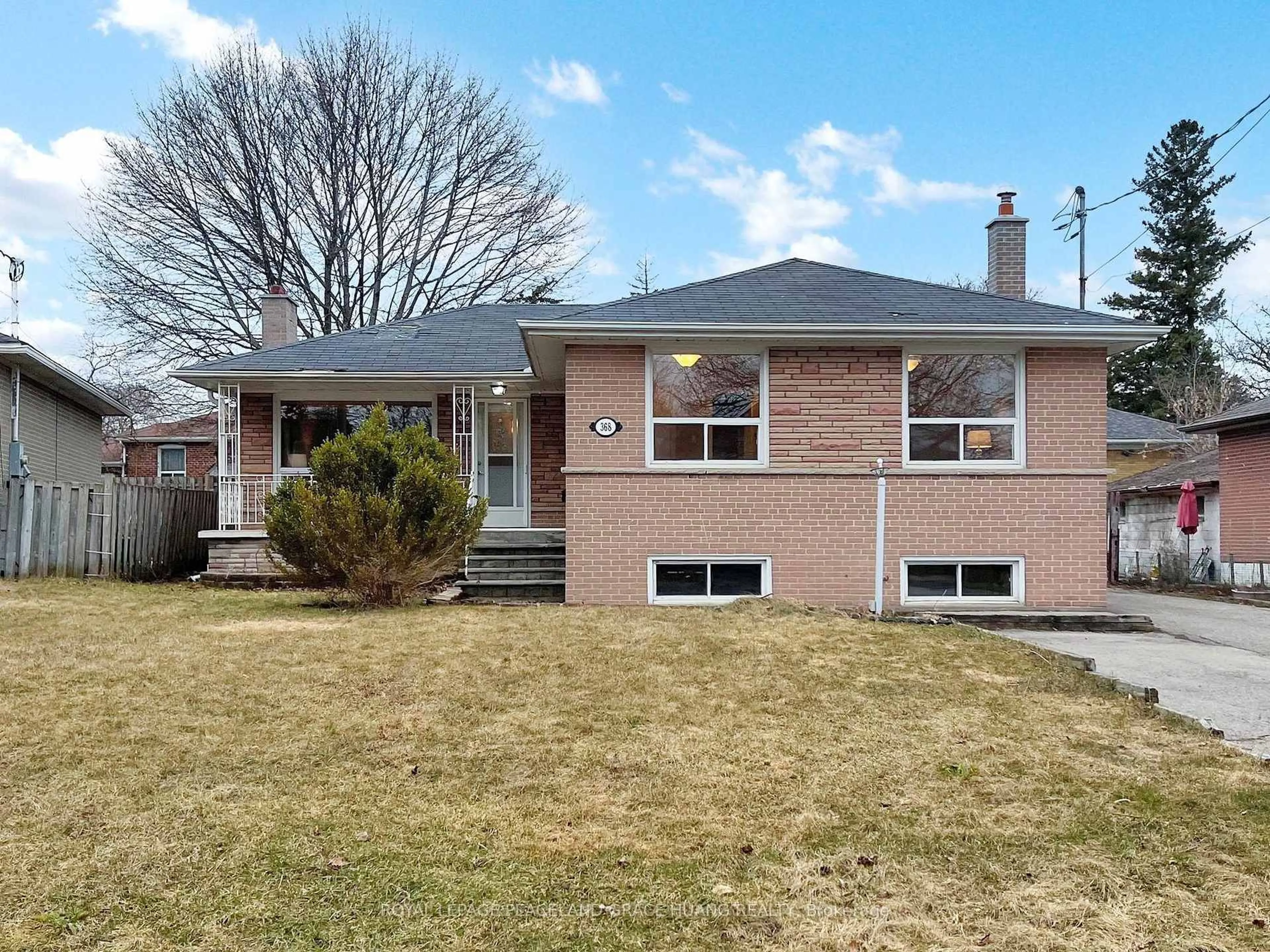 Home with brick exterior material, street for 368 Balkan Rd, Richmond Hill Ontario L4C 2P1
