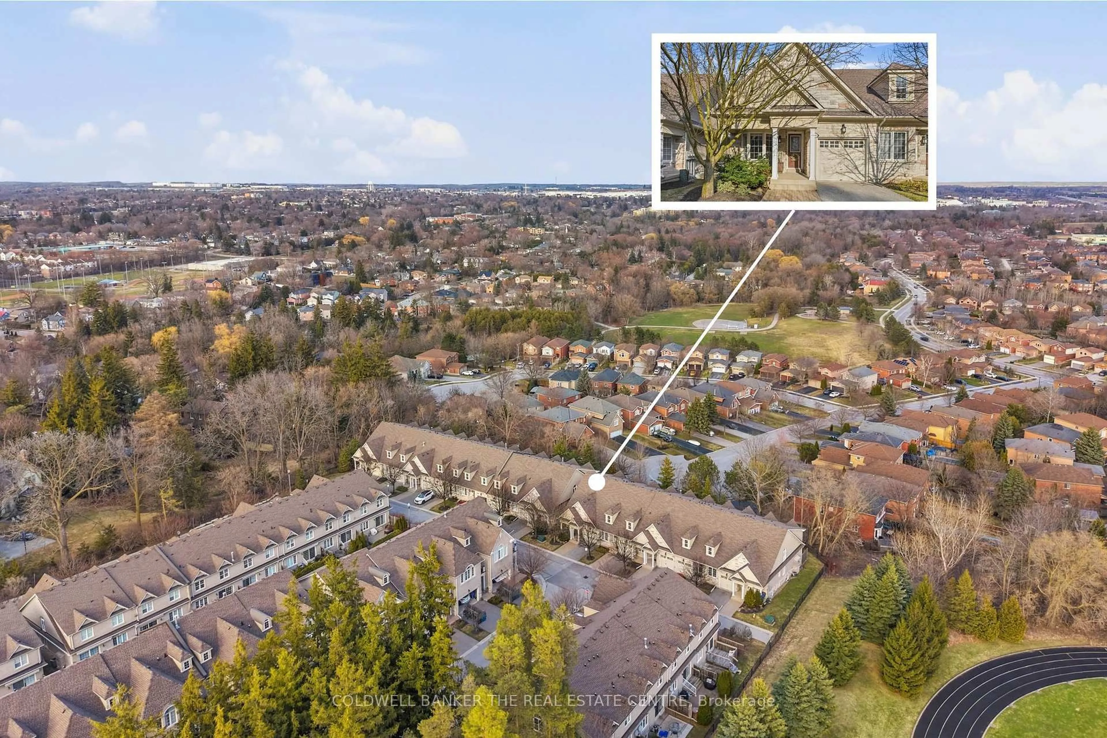 A pic from outside/outdoor area/front of a property/back of a property/a pic from drone, unknown for 401 Terry Carter Cres, Newmarket Ontario L3Y 9G2