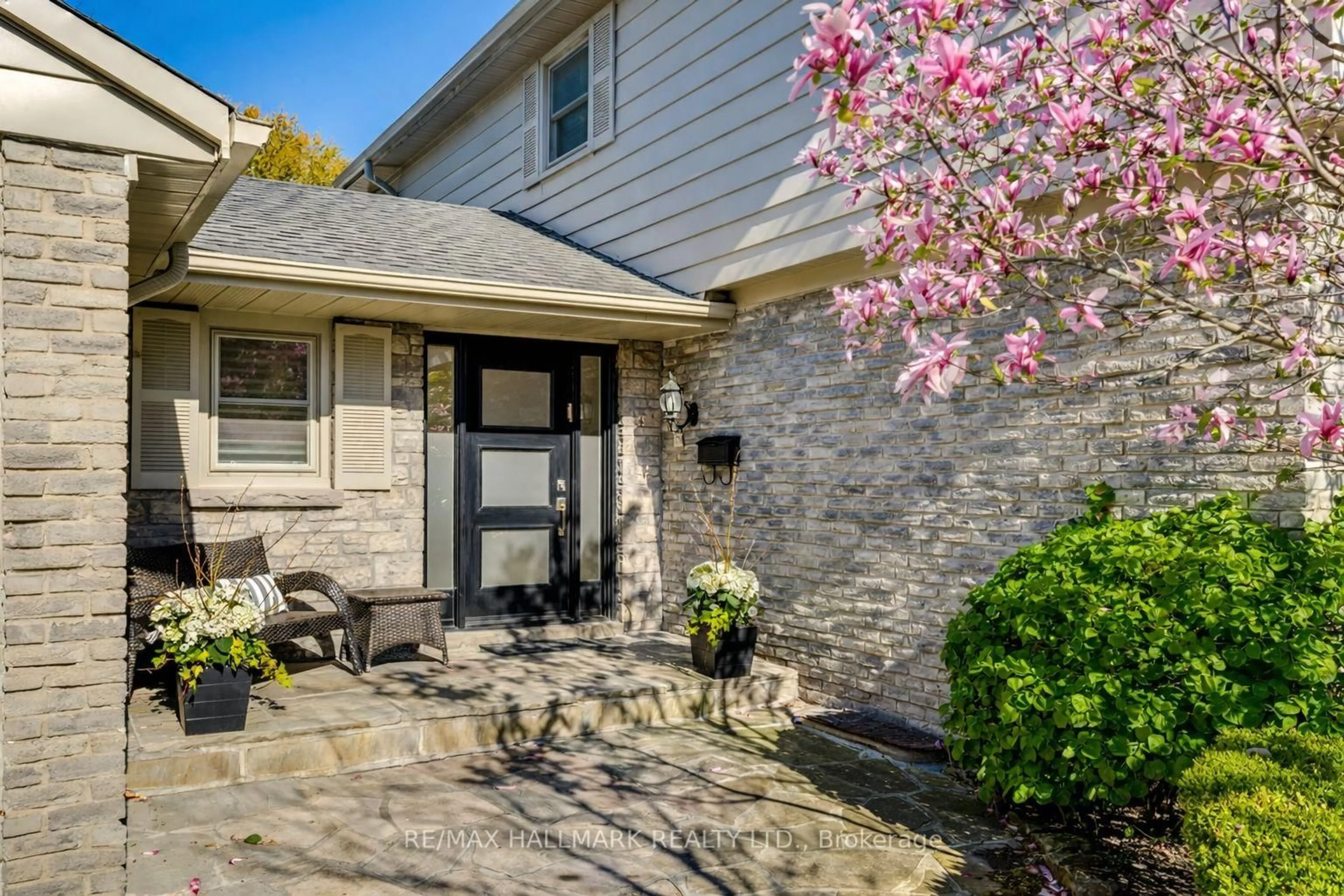 Home with brick exterior material, street for 55 Riverside Blvd, Vaughan Ontario L4J 1H8