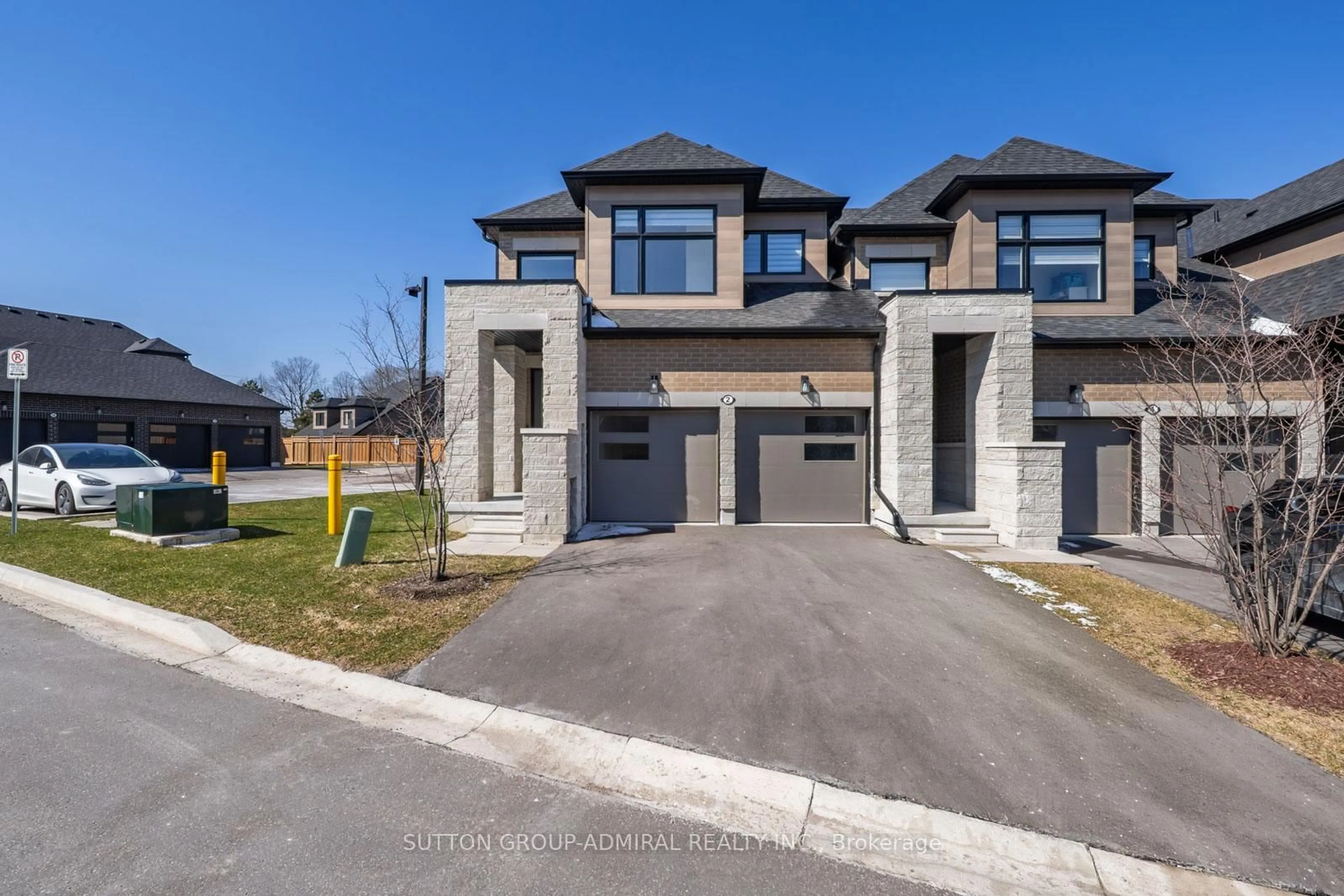 Home with brick exterior material, street for 2 Lois Torrance Tr, Uxbridge Ontario L9P 0R9