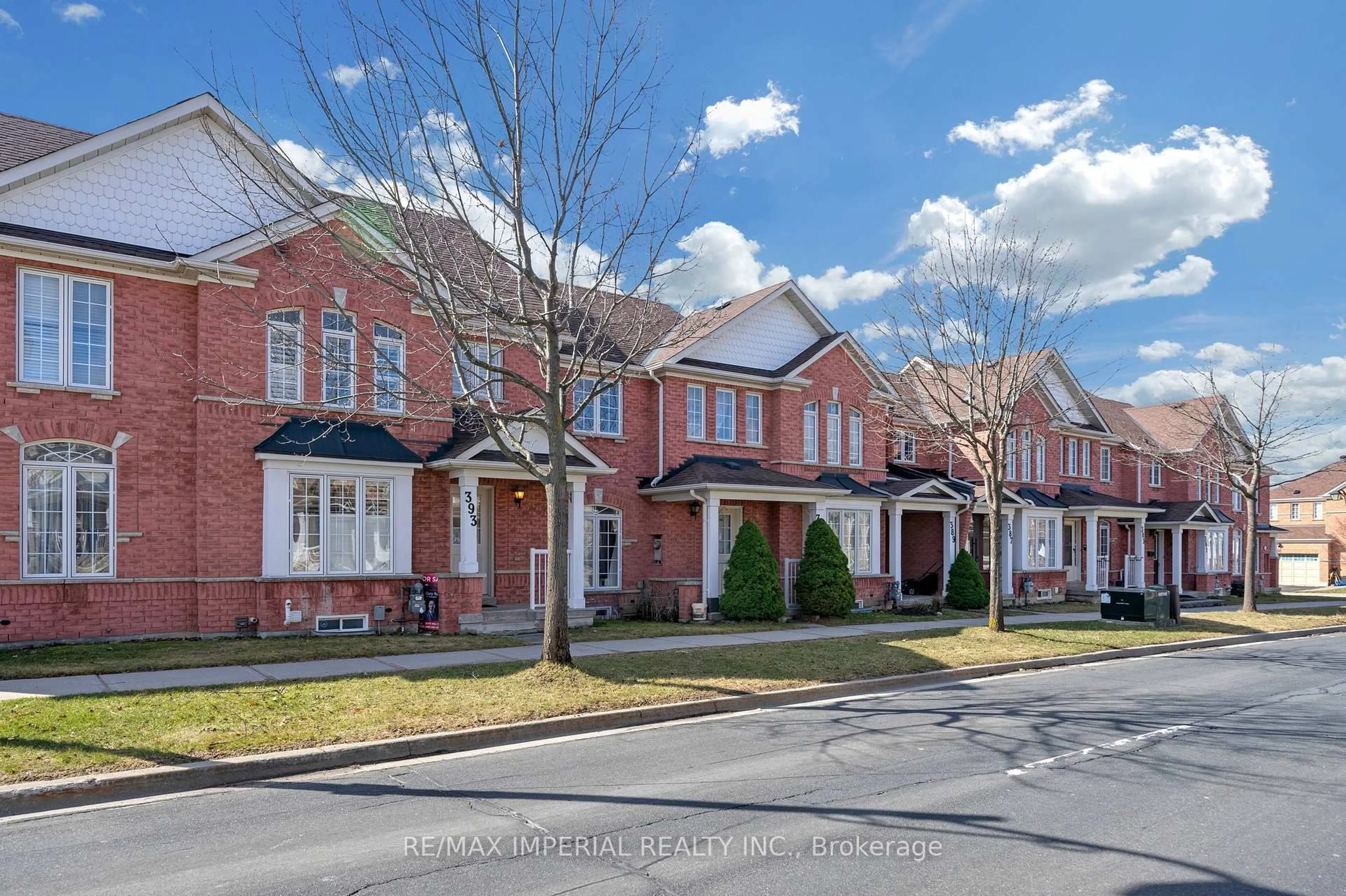Home with brick exterior material, street for 393 Bur Oak Ave, Markham Ontario L6C 2T8