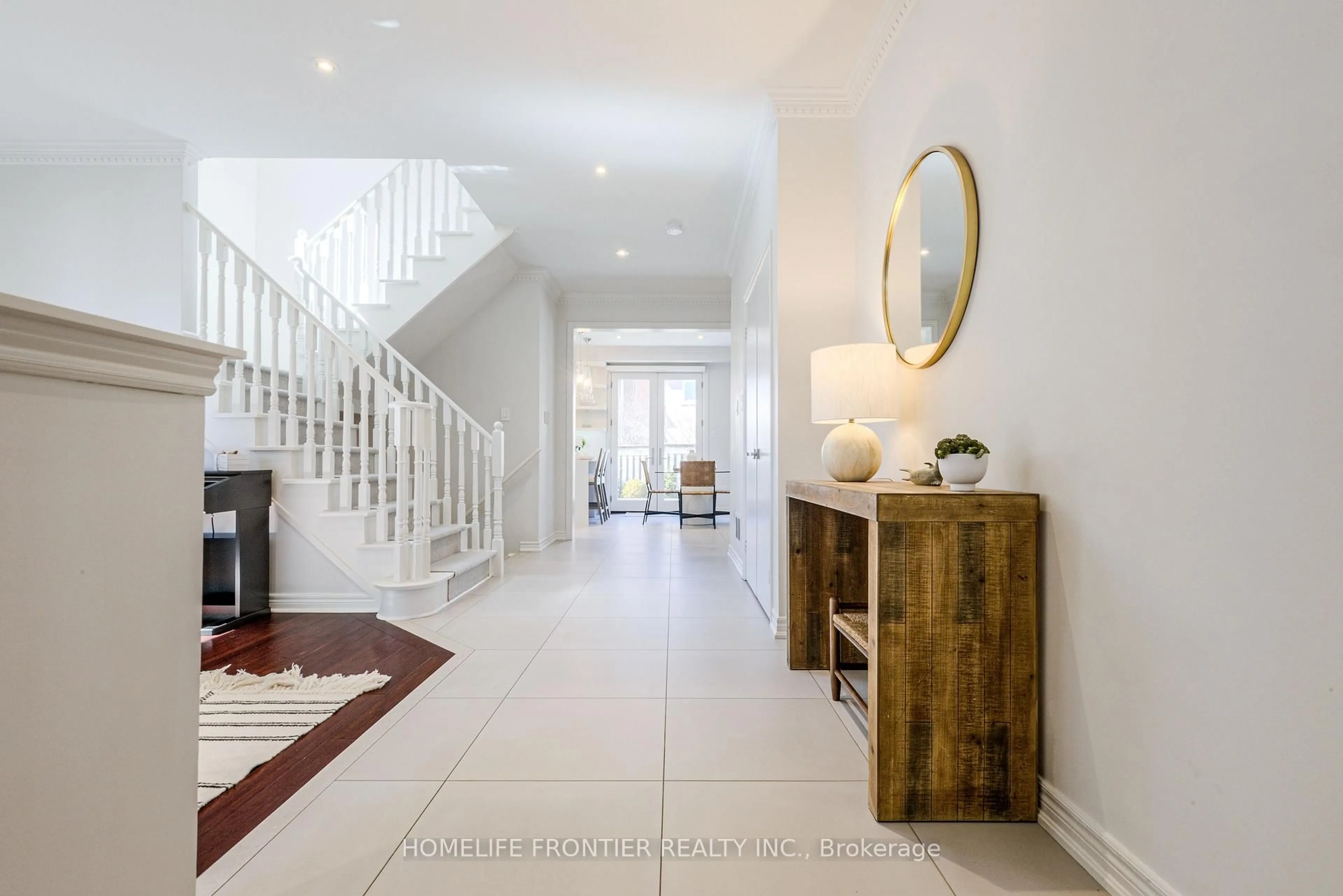 Indoor entryway for 126 Forecastle Rd, Vaughan Ontario L4K 5H7