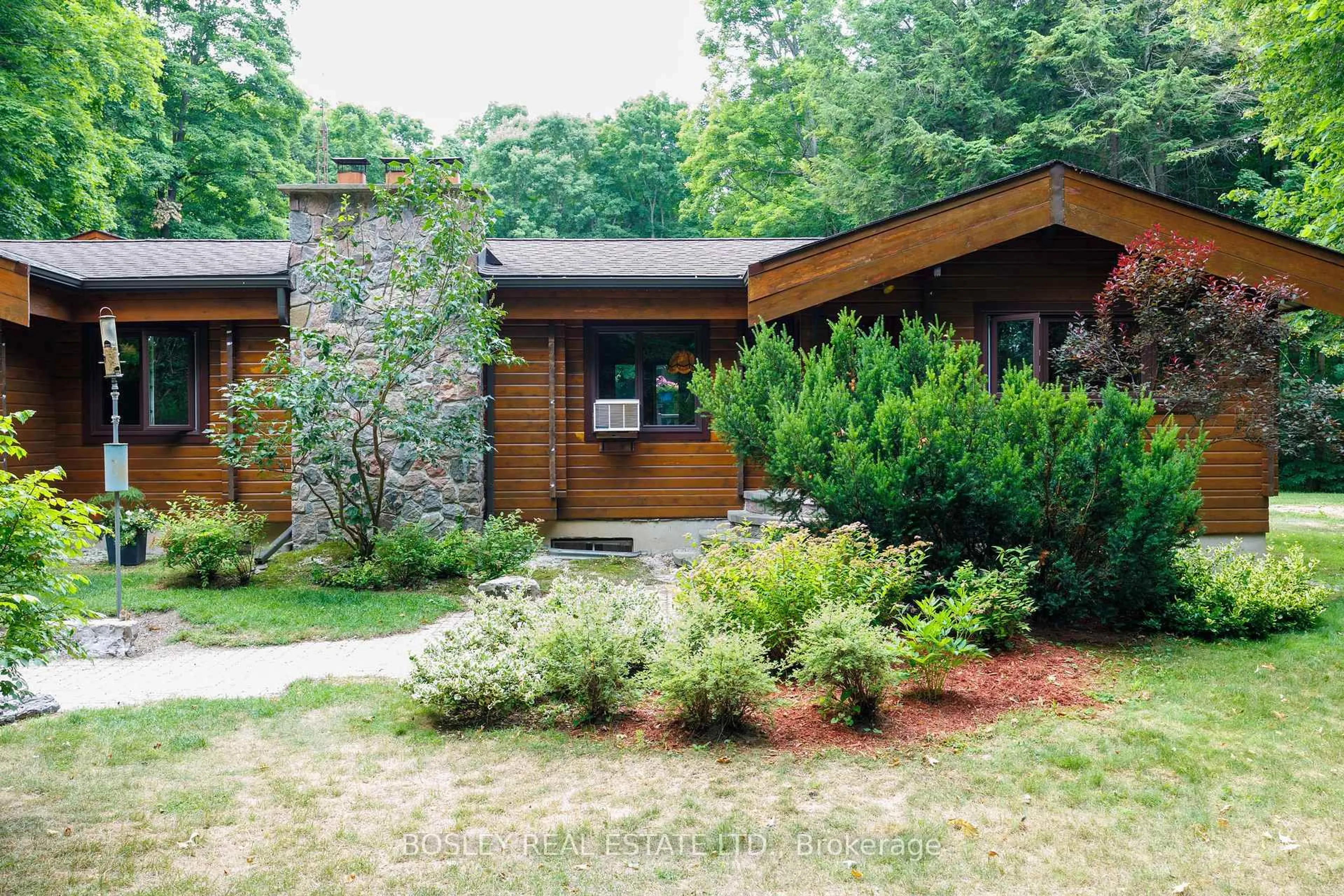 Home with brick exterior material, unknown for 5983 5th Line, Essa Ontario L0L 1N0