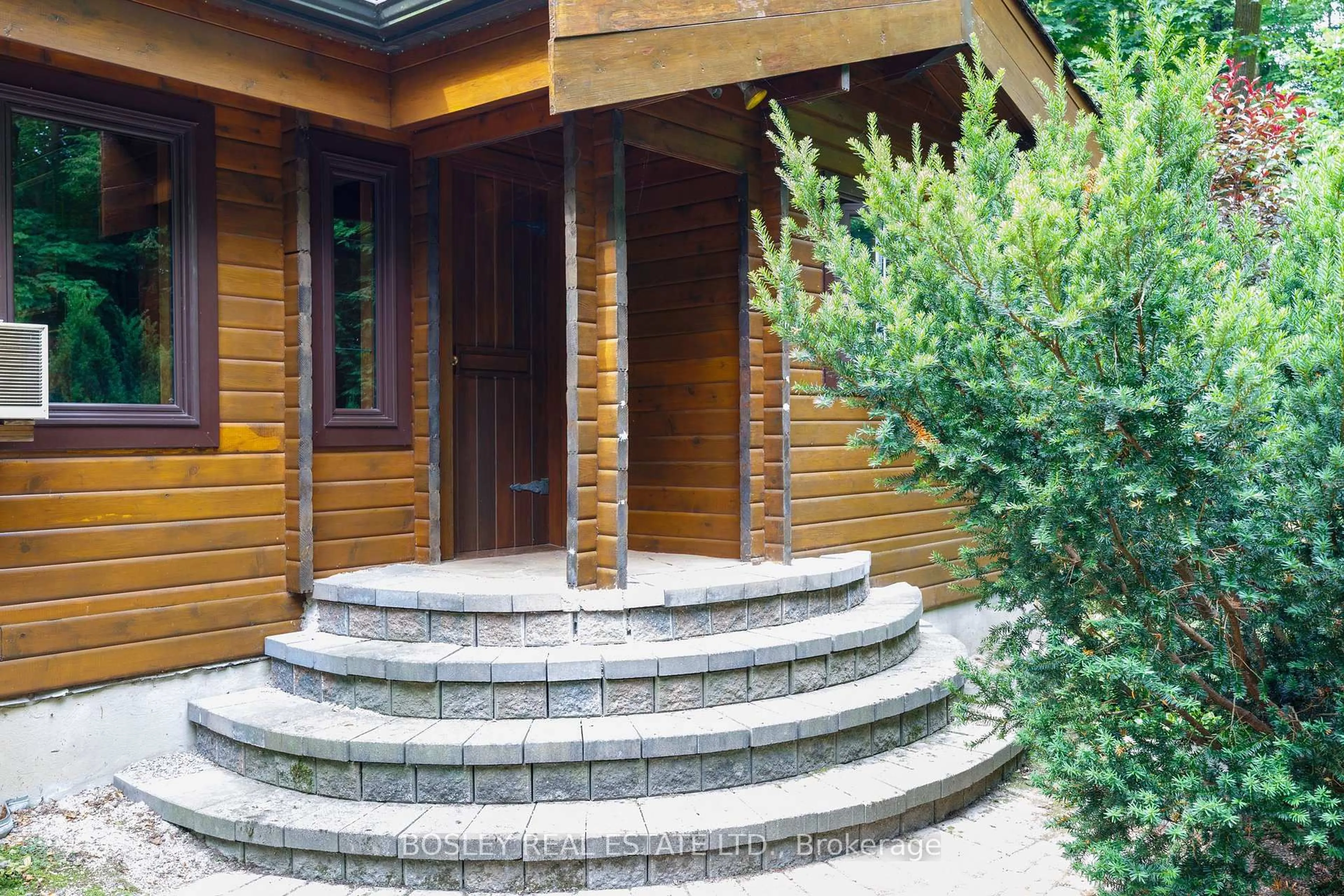 Patio, unknown for 5983 5th Line, Essa Ontario L0L 1N0