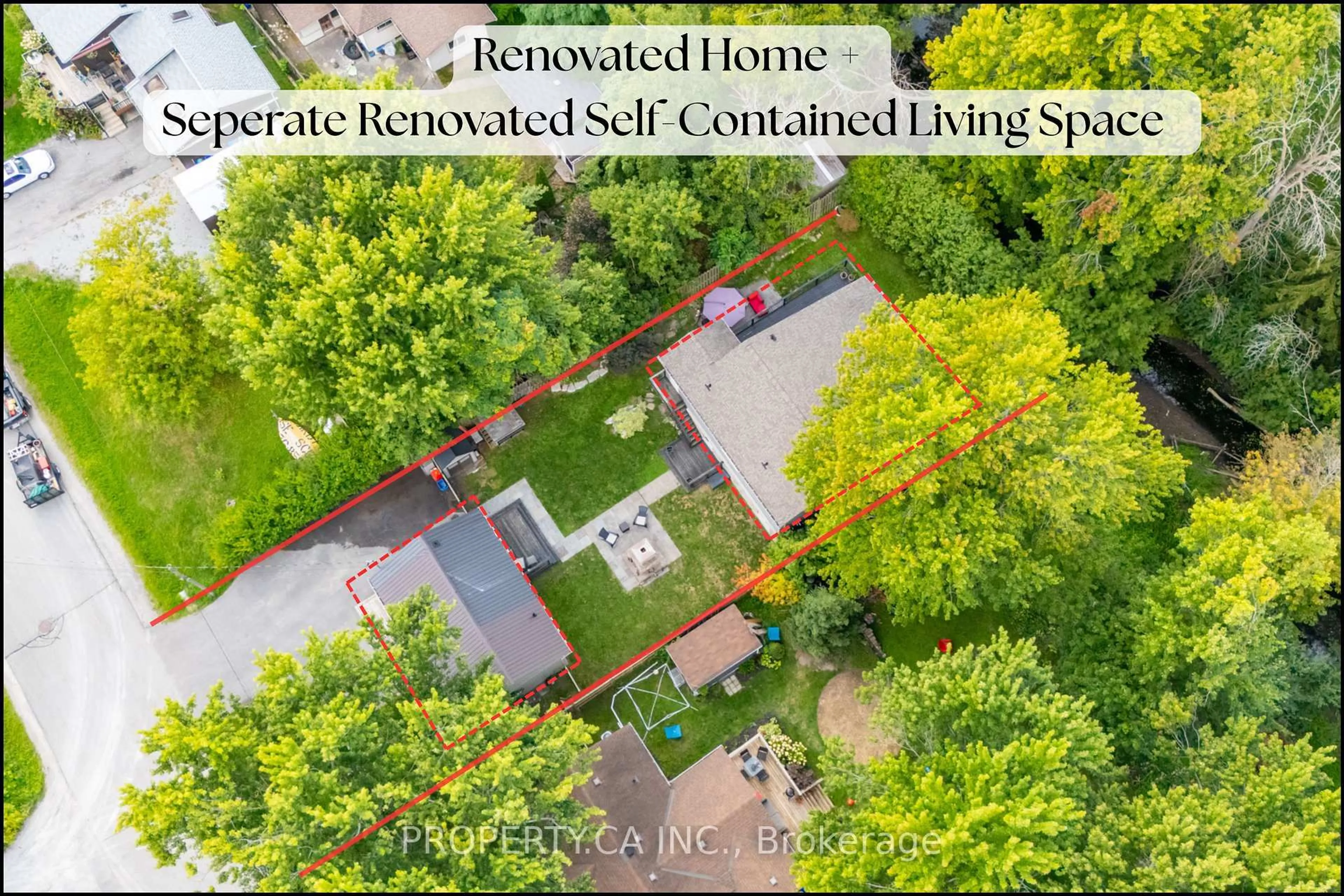 A pic from outside/outdoor area/front of a property/back of a property/a pic from drone, street for 176 Pleasant Blvd, Georgina Ontario L4P 2S4