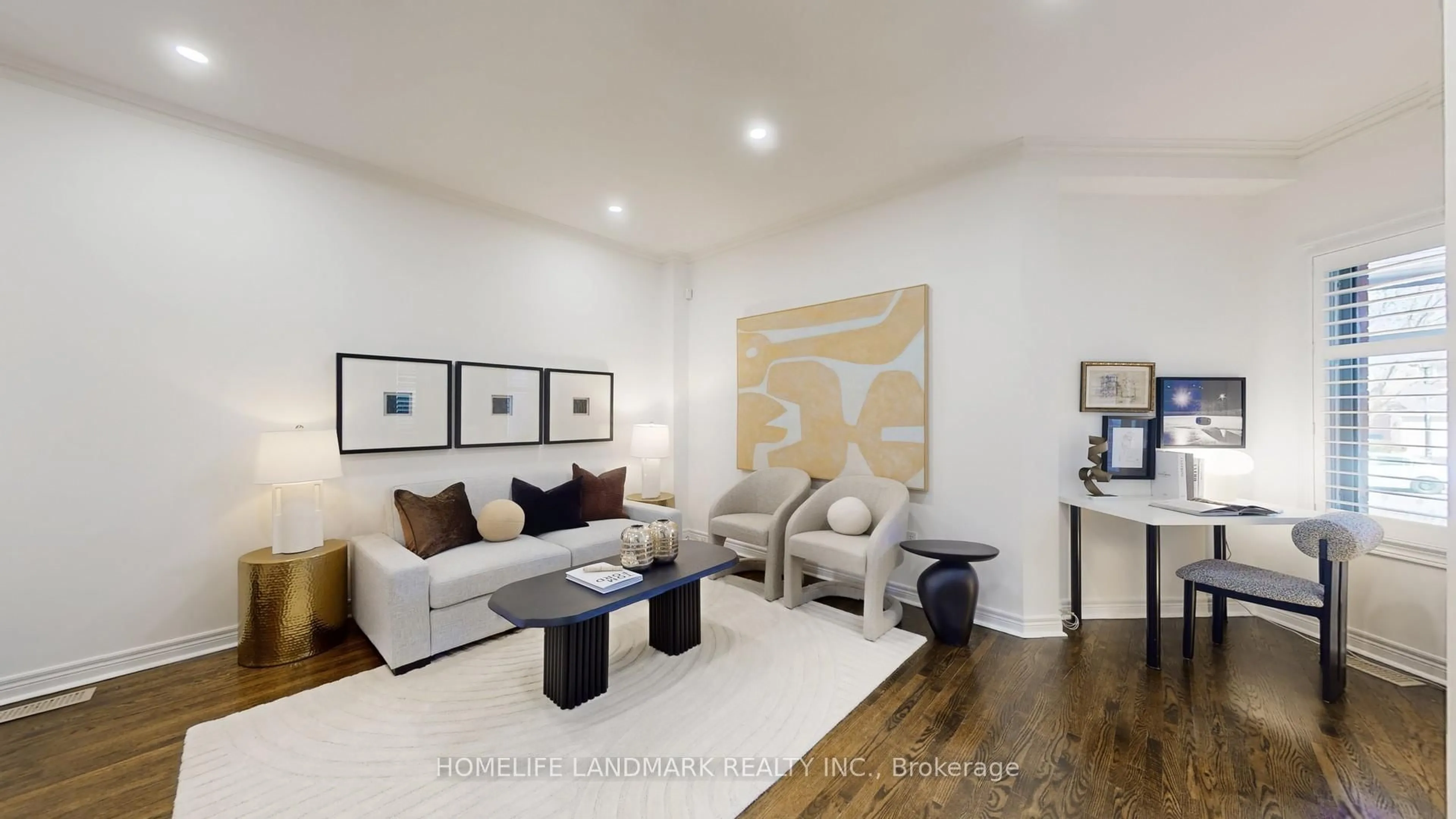 Living room with furniture, wood/laminate floor for 180 Rushbrook Dr, Newmarket Ontario L3X 2E2