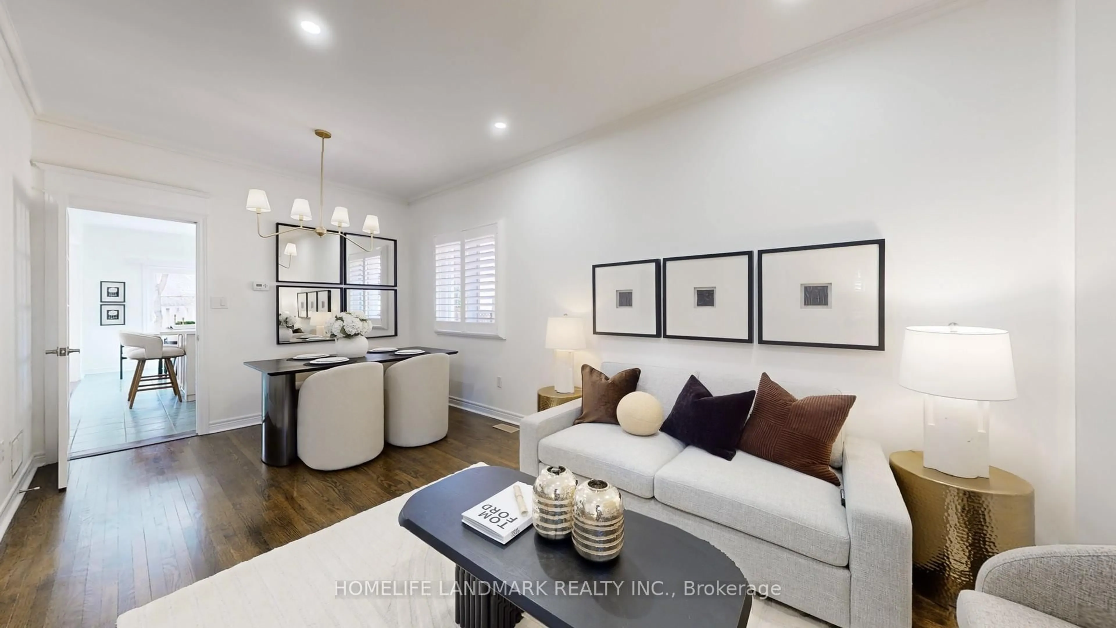 Living room with furniture, unknown for 180 Rushbrook Dr, Newmarket Ontario L3X 2E2