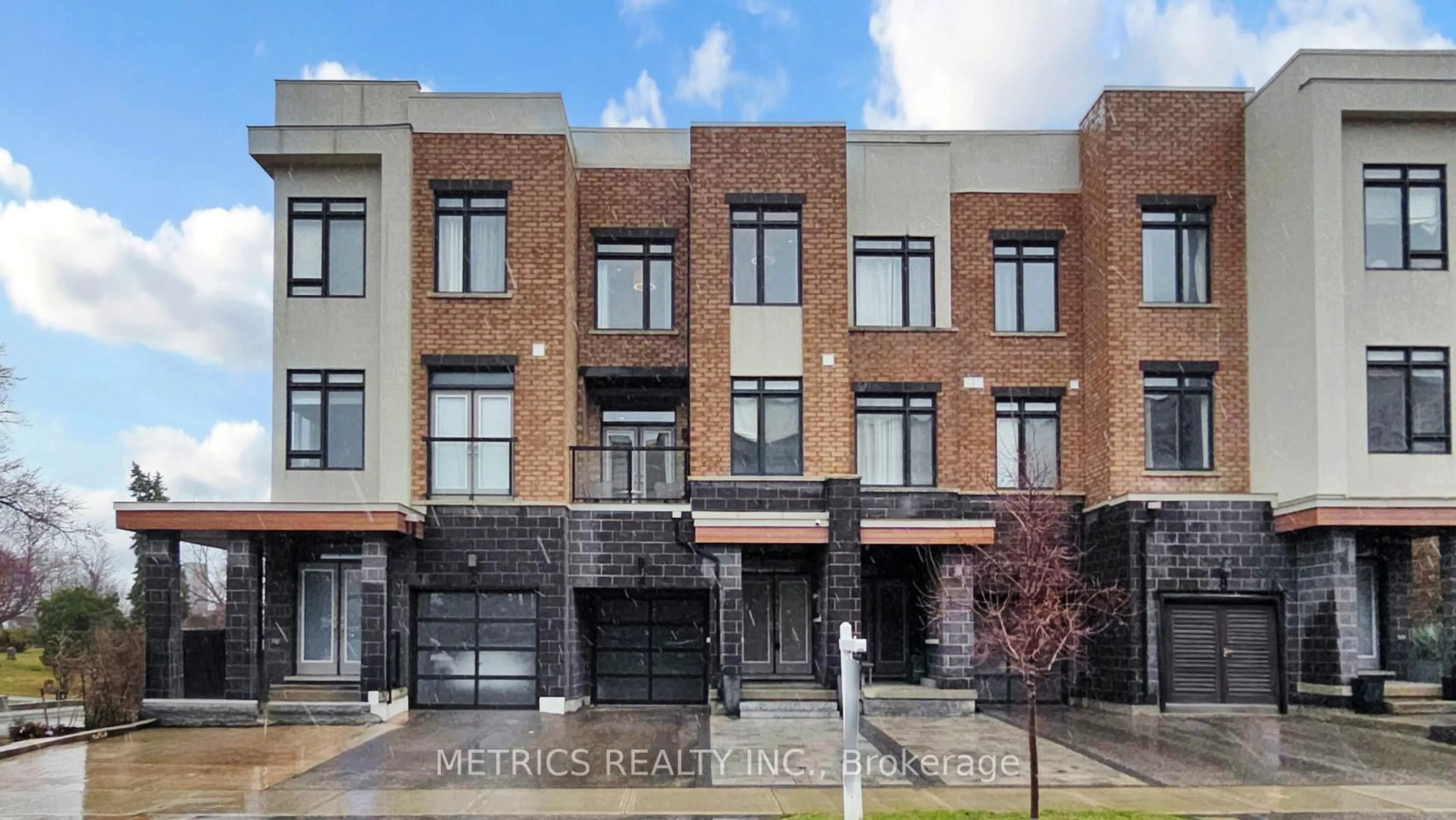 Home with brick exterior material, street for 4 Glenngarry Cres, Vaughan Ontario L6A 4Z4