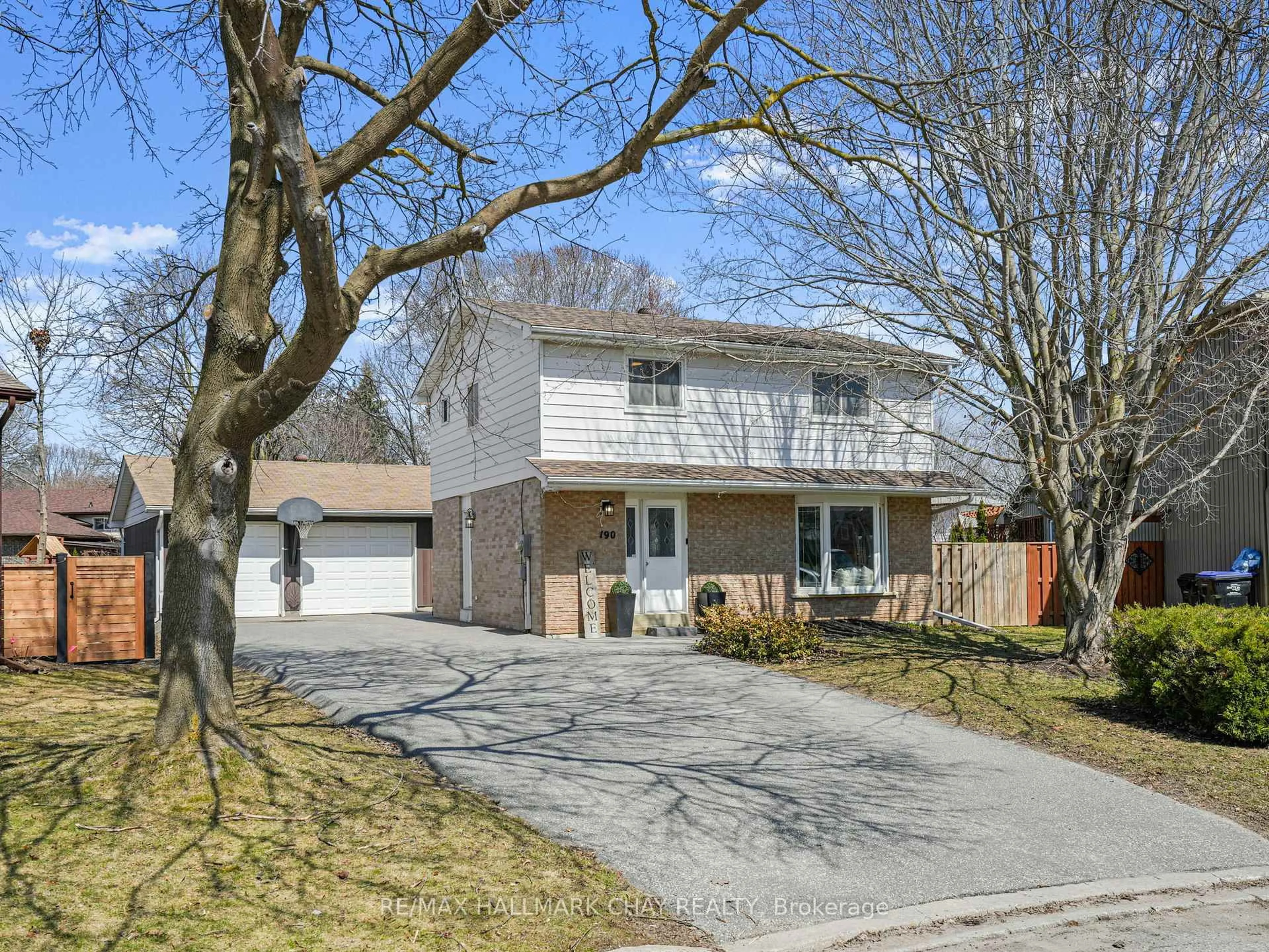 Unknown for 190 Mackenzie St, New Tecumseth Ontario L9R 1B8