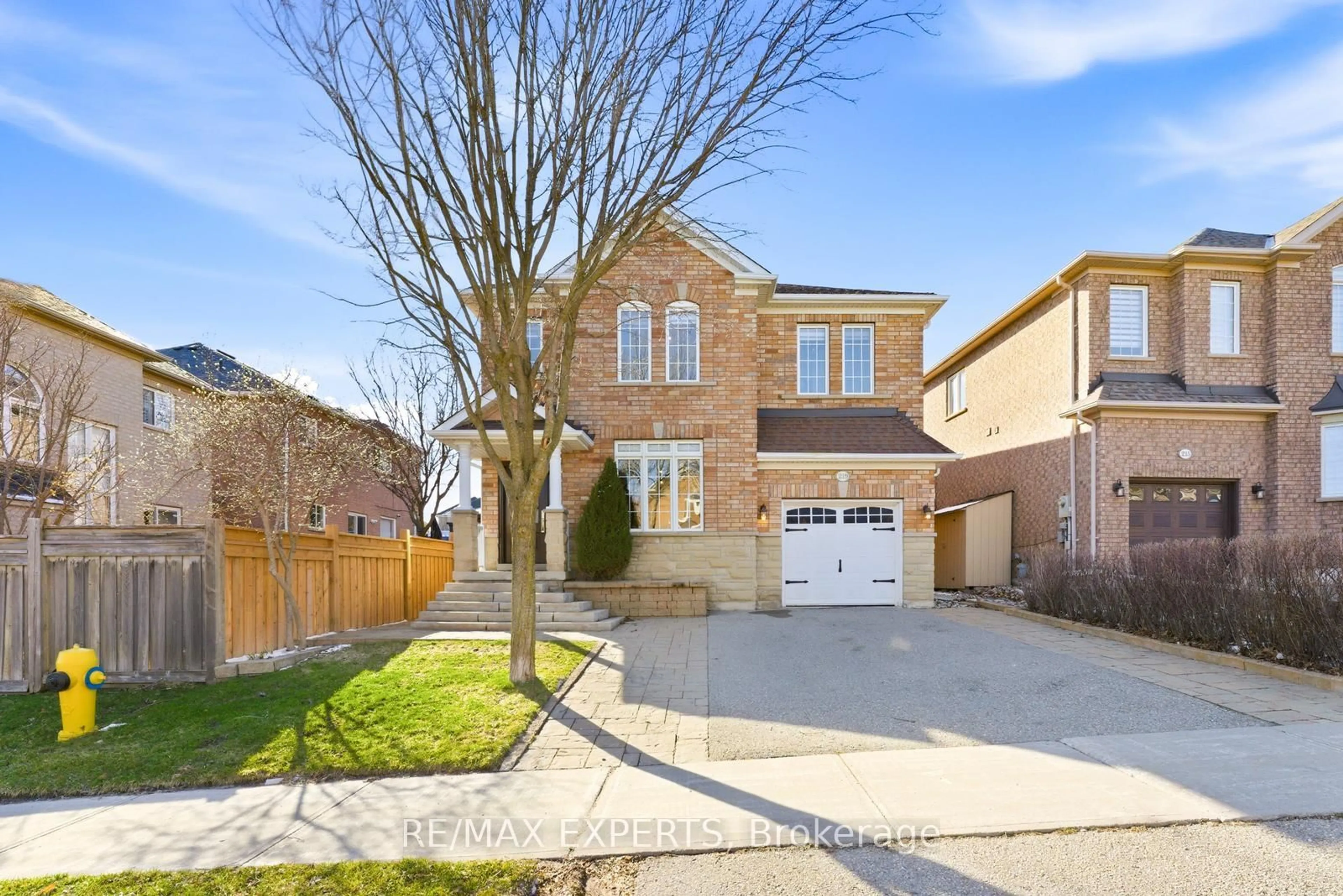 Home with brick exterior material, street for 219 Regency View Hts, Vaughan Ontario L6A 3V3