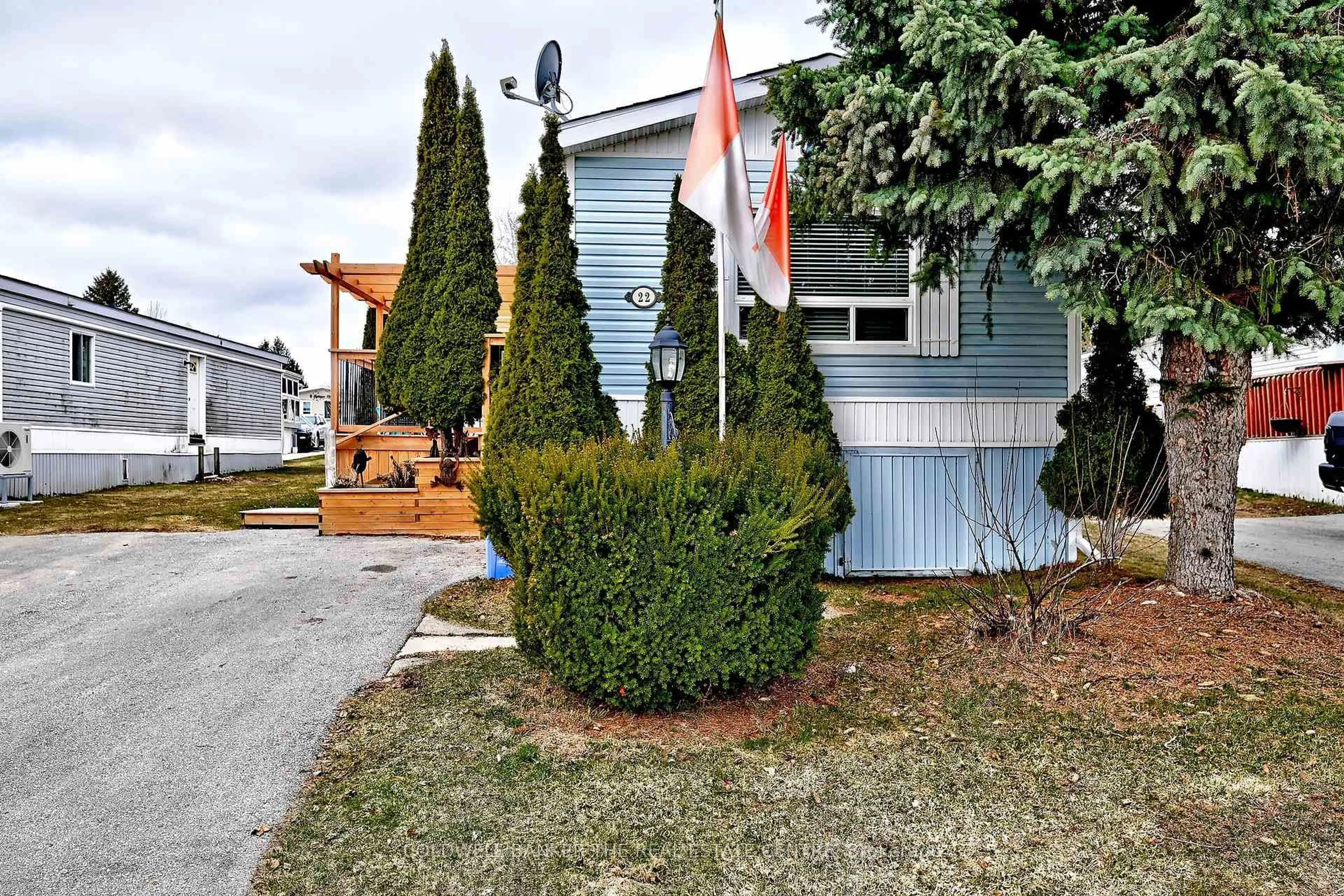 Unknown for 22 Sunrise Circ, Bradford West Gwillimbury Ontario L3Z 3W9