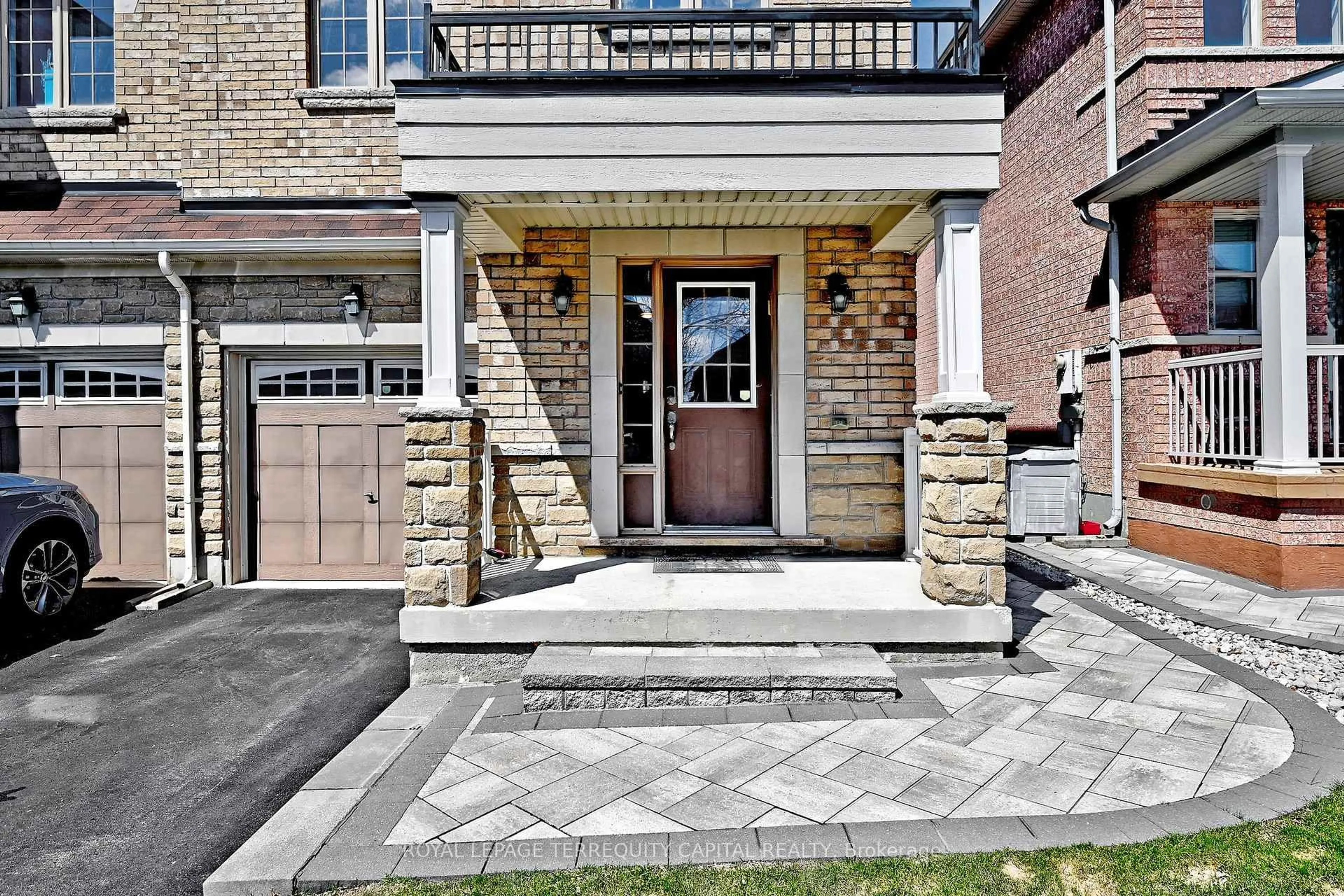 Home with brick exterior material, street for 70 Lealinds Rd, Vaughan Ontario L6A 0L9