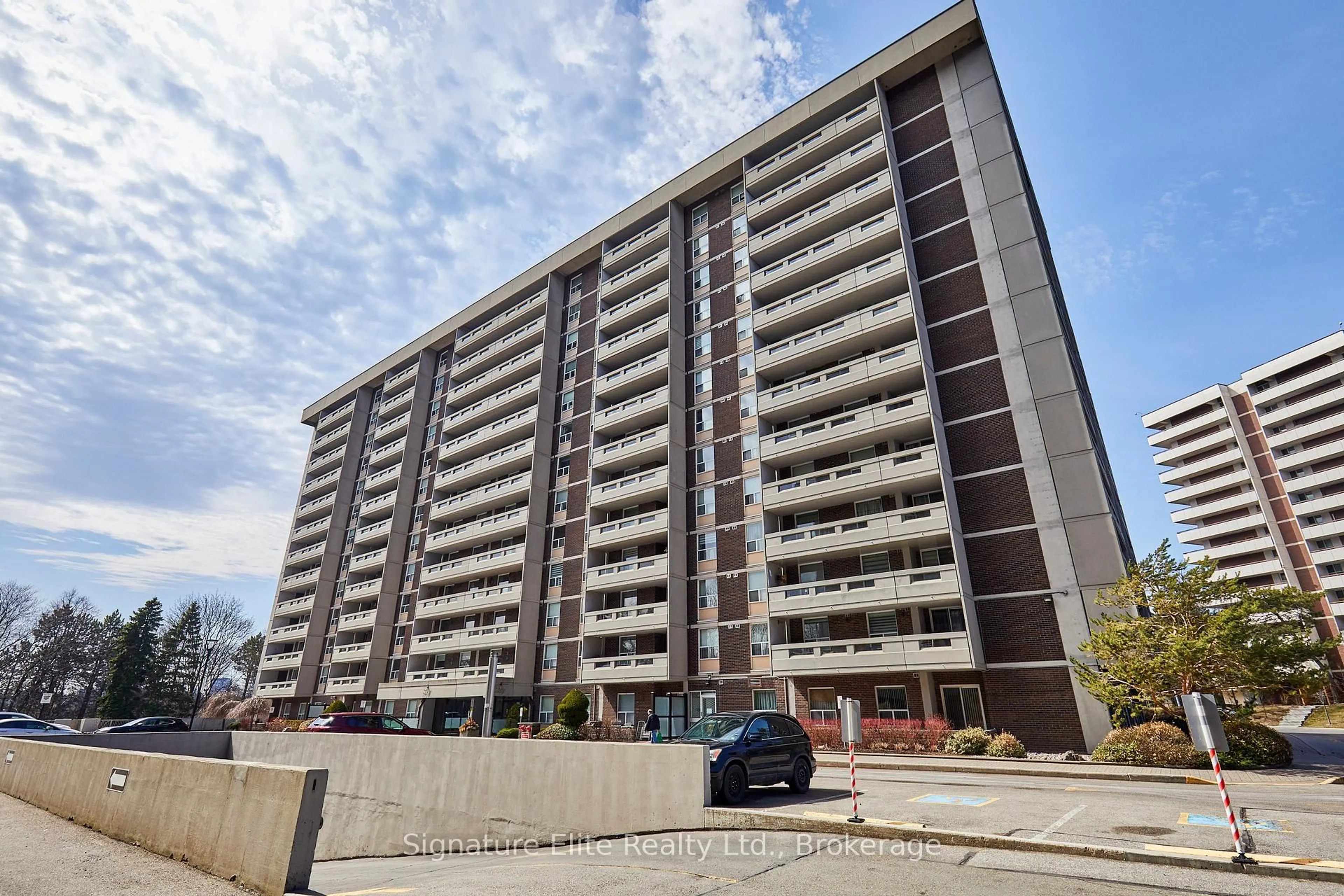 Unknown for 60 Inverlochy Blvd #309, Markham Ontario L3T 4T7