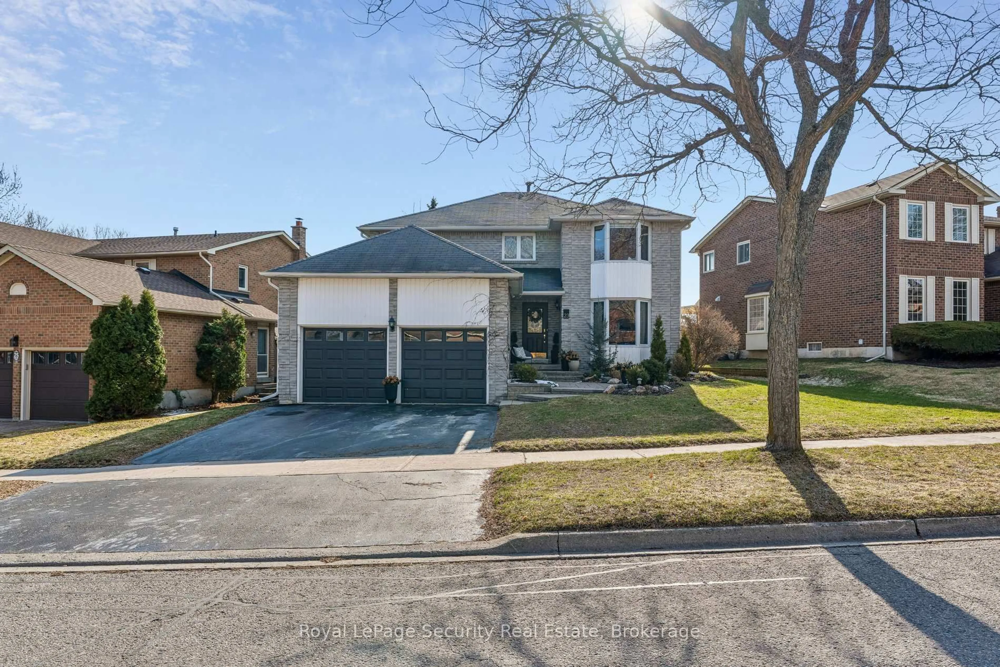 Home with brick exterior material, street for 23 Fielding Dr, Aurora Ontario L4G 4Z4