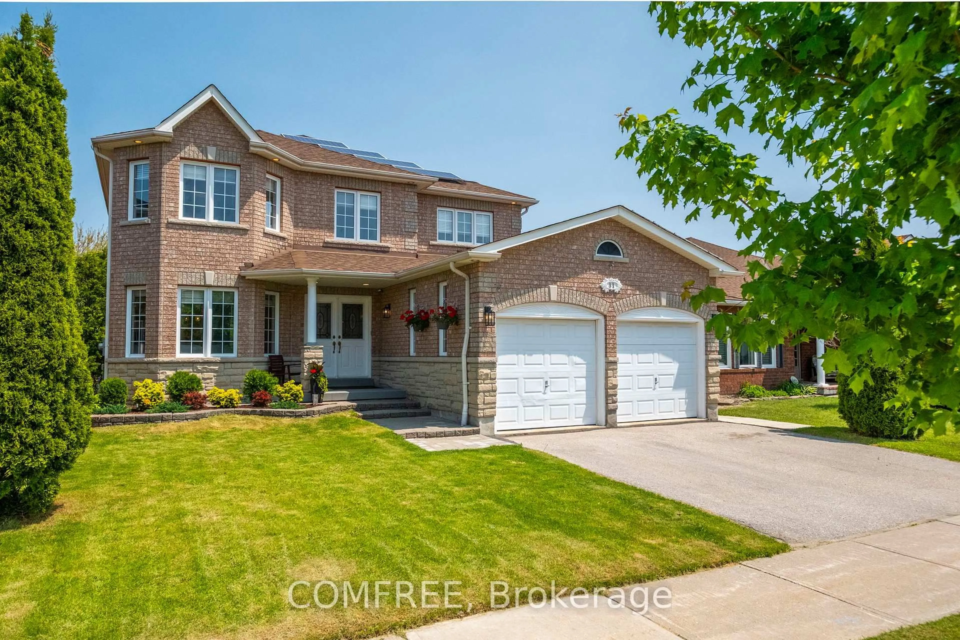 Home with brick exterior material, street for 31 Metcalfe Dr, Bradford West Gwillimbury Ontario L3Z 3C8