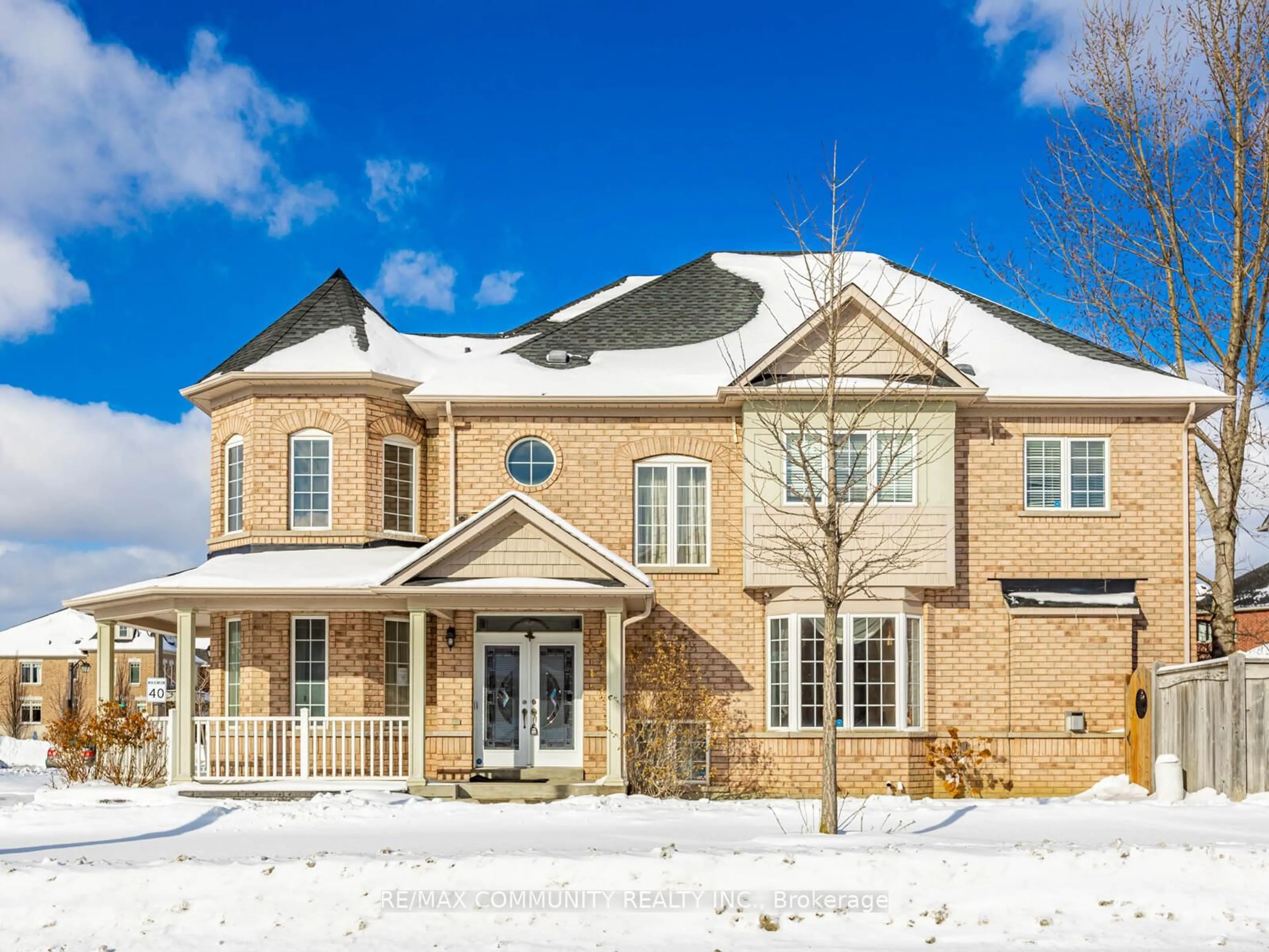 Home with brick exterior material, street for 2 John Davis Gate, Whitchurch-Stouffville Ontario L4A 0B6