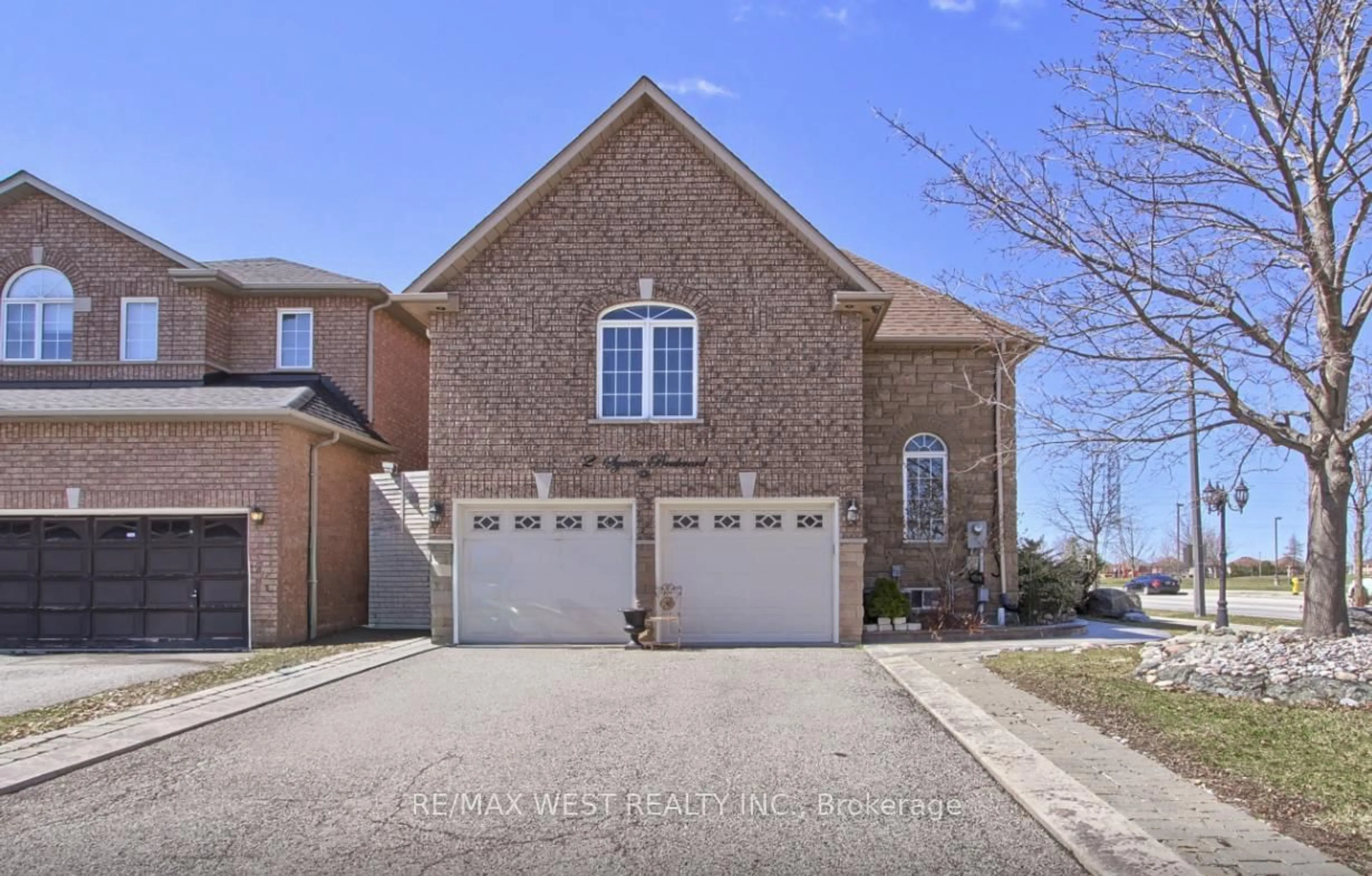 Home with brick exterior material, street for 2 Sgotto Blvd, Vaughan Ontario L4H 1X1