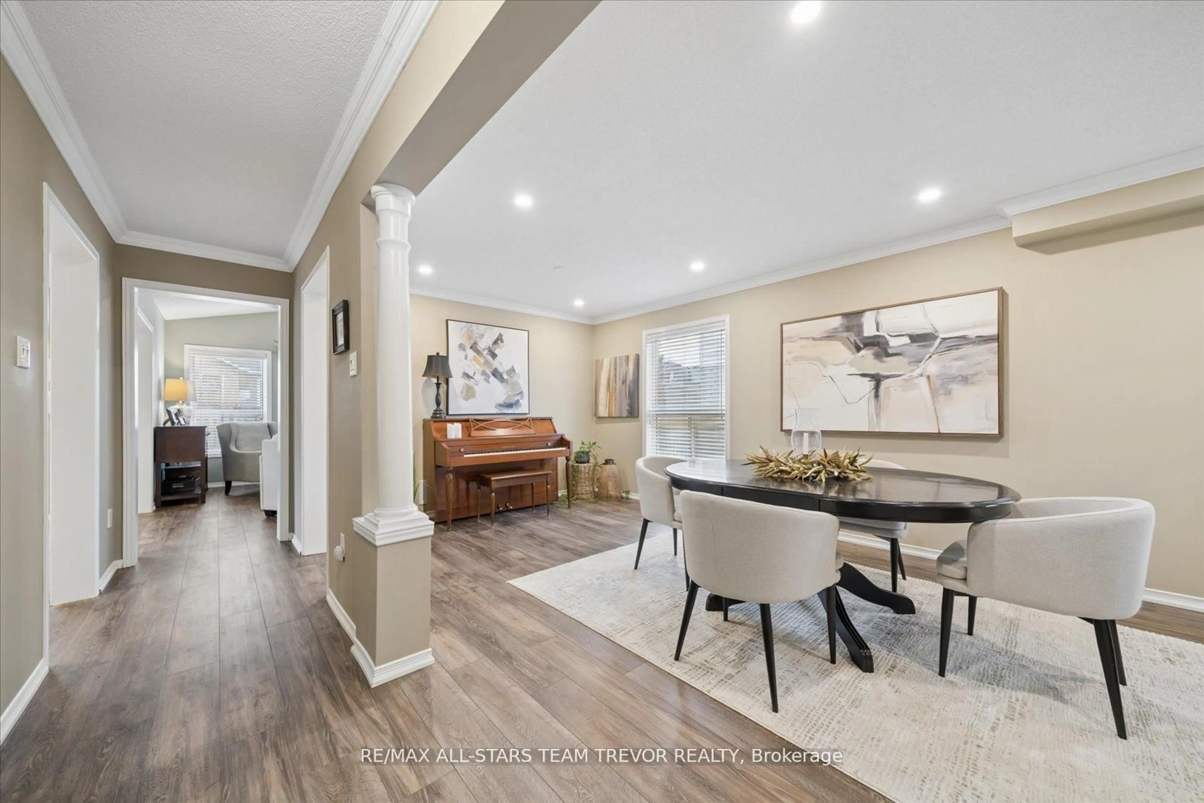 Unknown for 6 Joliette Pl, Georgina Ontario L4P 3Y9