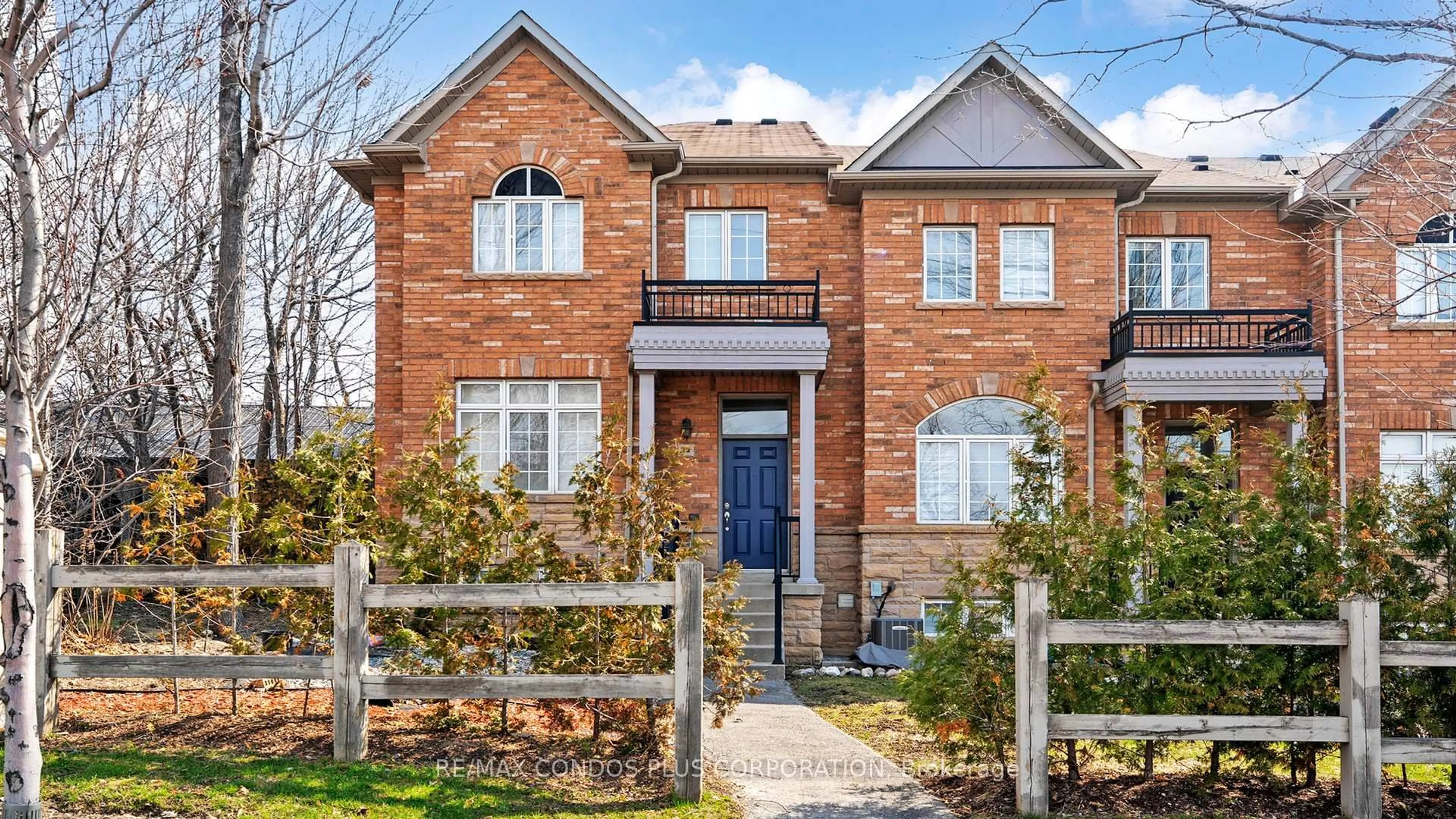 Home with brick exterior material, street for 8777 Dufferin St #22, Vaughan Ontario L4J 8W3