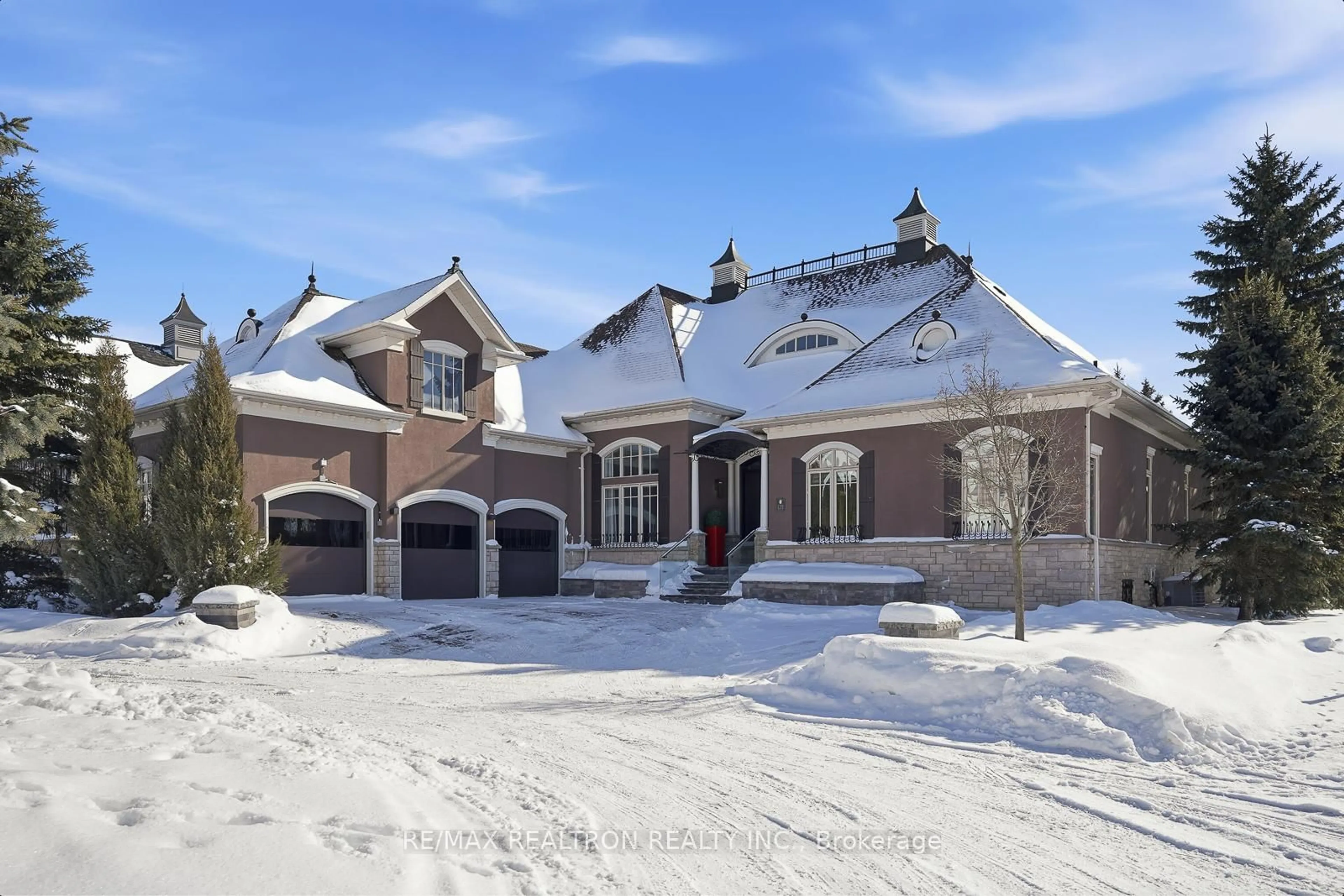 Home with brick exterior material, street for 129 Country Club Dr, King Ontario L7B 1M4