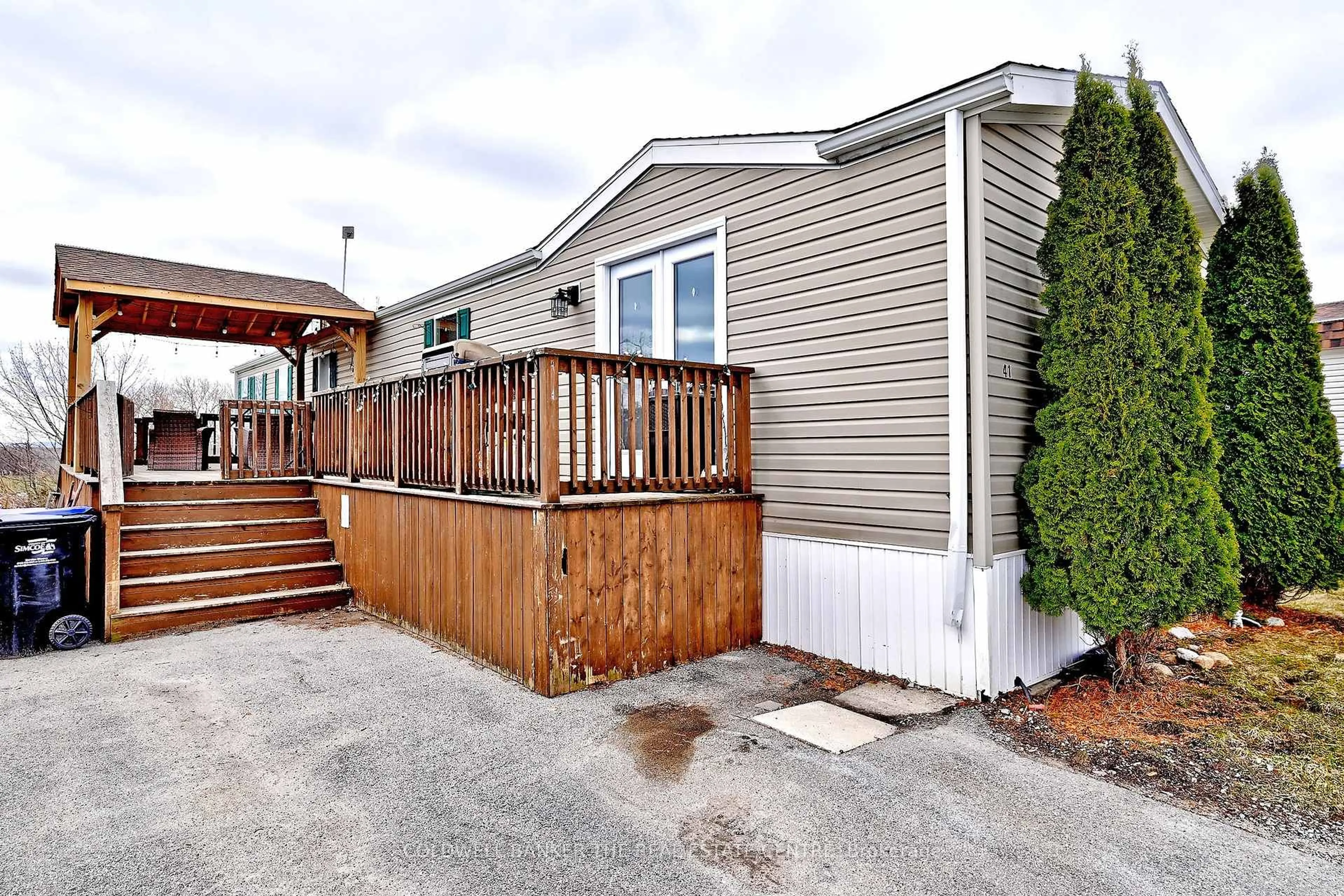 Unknown for 41 Sunrise Circ, Bradford West Gwillimbury Ontario L3Z 2A5